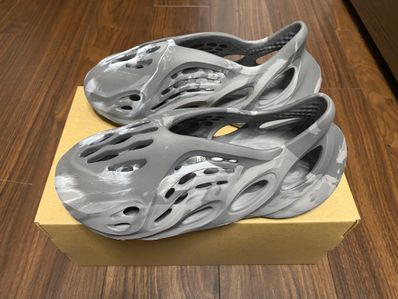 adidas YEEZY Foam Runner "MX Granite"