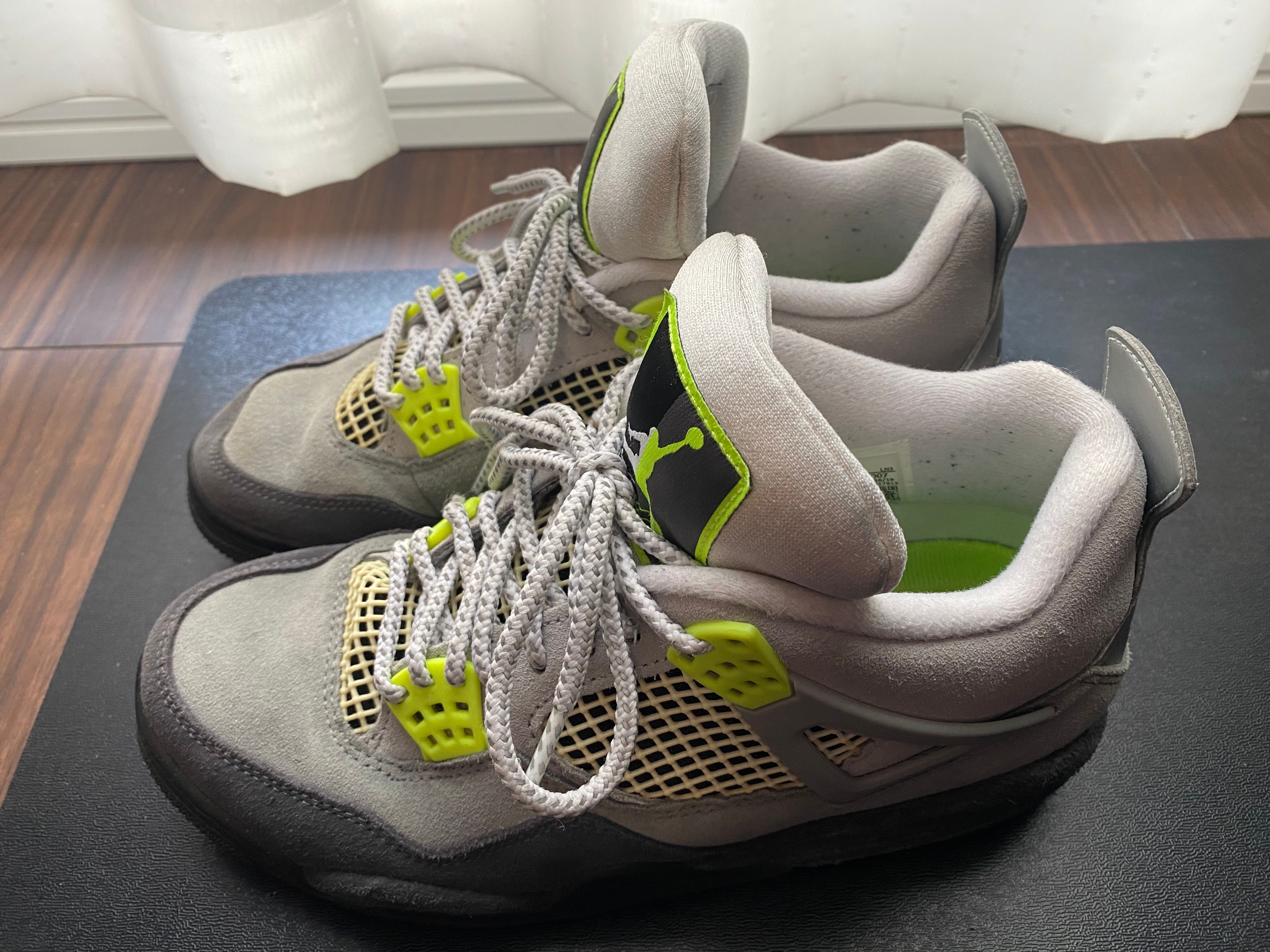 NIKE AIR JORDAN 4 RETRO LE "NEON"