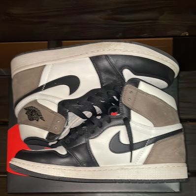 Nike Air Jordan 1 High OG "Sail/Dark Mocha/Black"
