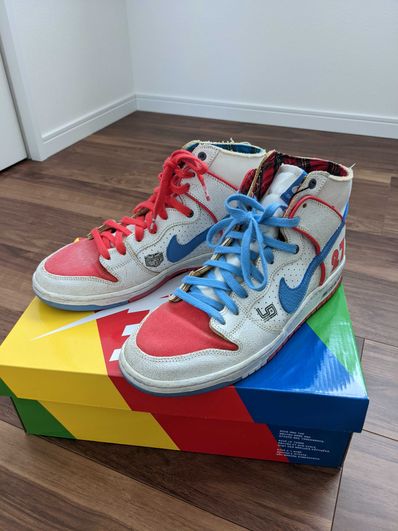 Magnus Walker X Nike Sb Dunk High 1971 Porche 911 T 277 を買うならスニーカーダンク Magnus Walker X Nike Sb Dunk High 1971 Porche 911 T 277 を買うならスニーカーダンク