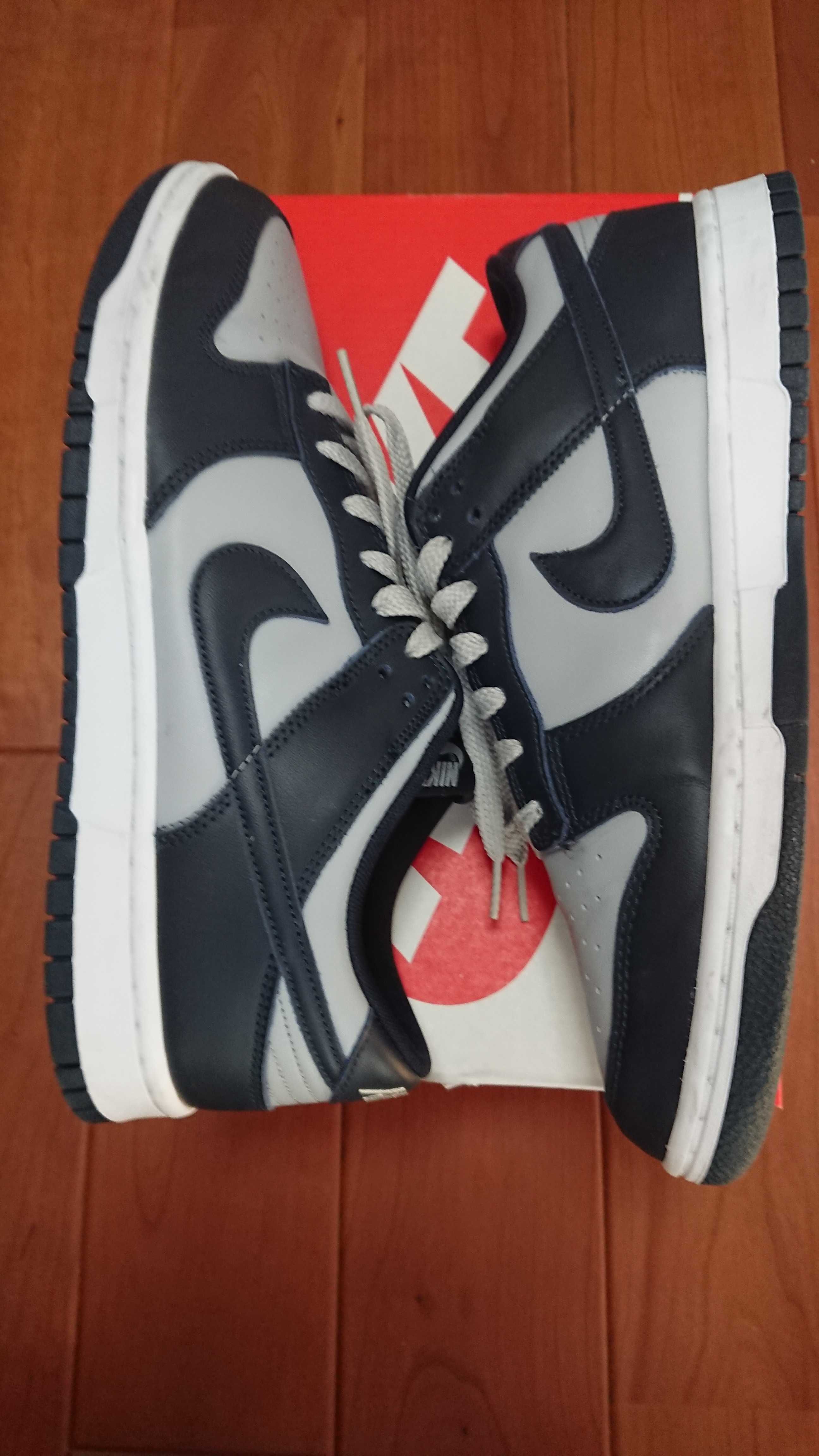 Nike Dunk Low "Championship Grey"