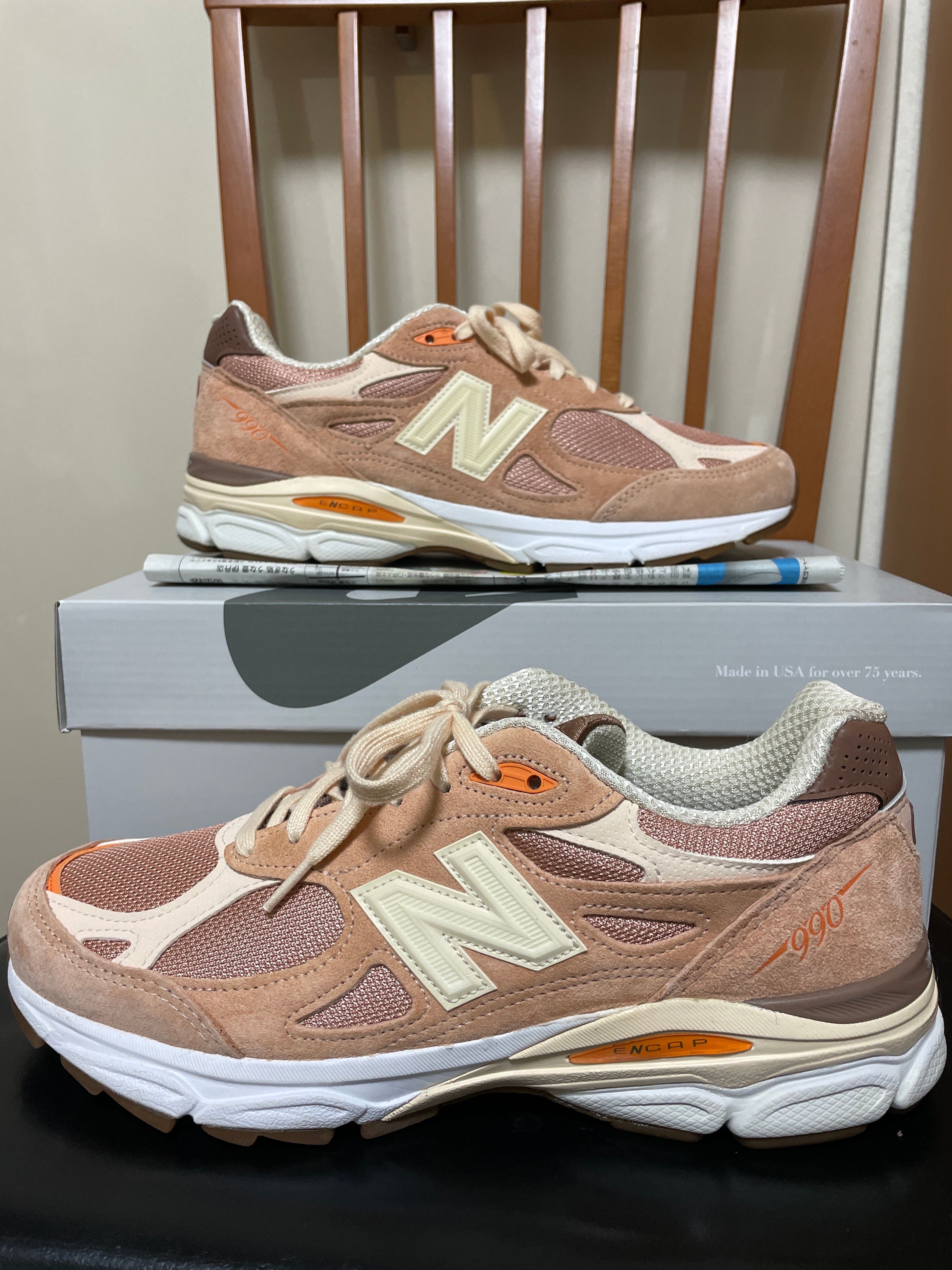 size? × New Balance 990V3 "Cream/Orange"