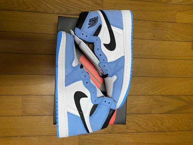 Nike Air Jordan 1 High OG "University Blue"