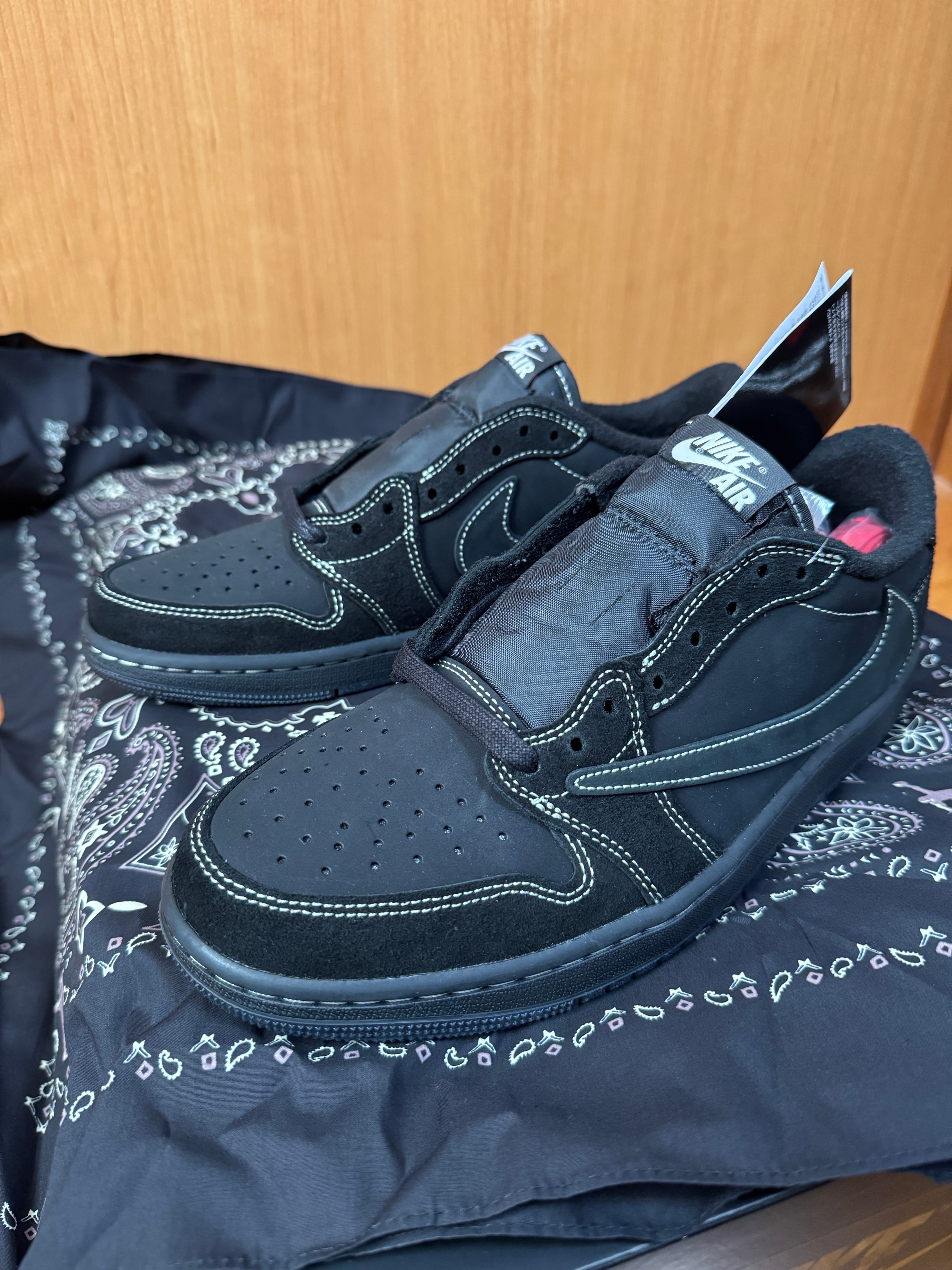 Travis Scott × Nike Air Jordan 1 Low OG SP "Black Phantom"