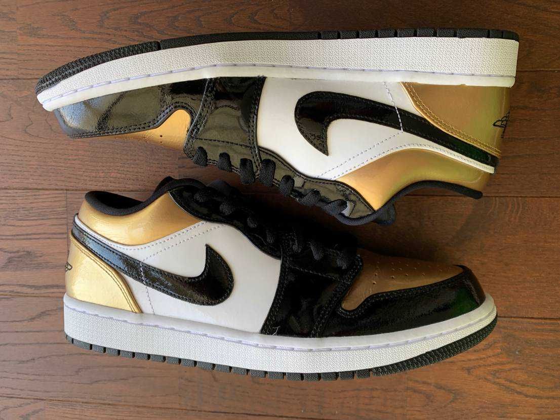 Nike Air Jordan 1 Low "Gold Toe"
