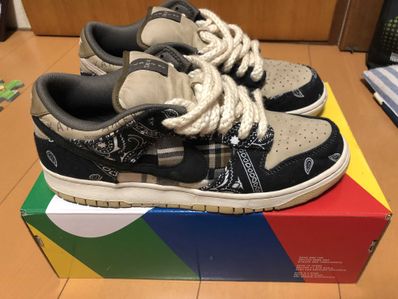 Travis Scott × Nike SB Dunk Low "Black/Parachute Beige"