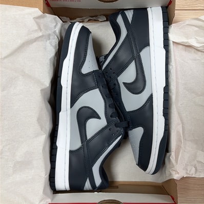 Nike Dunk Low "Championship Grey"