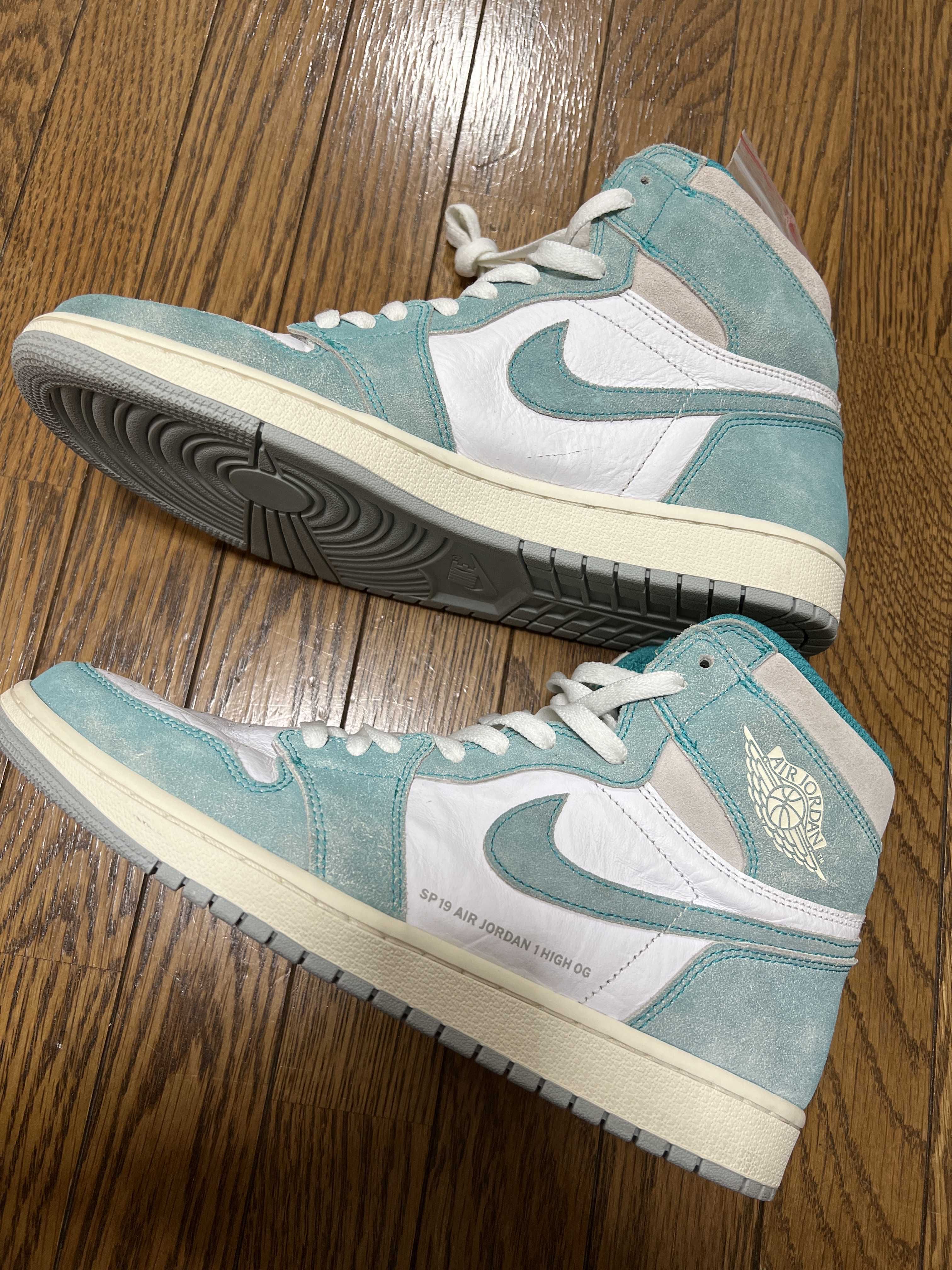 Nike Air Jordan 1 Retro High OG "Turbo Green"