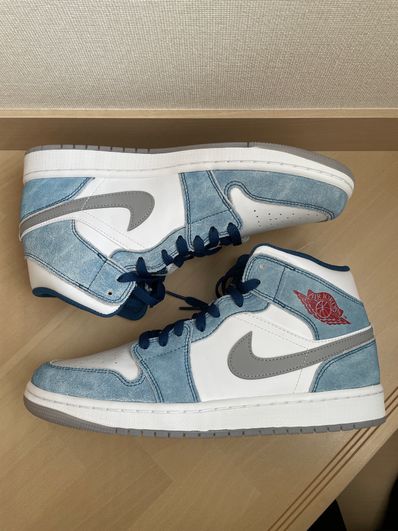 Nike Air Jordan 1 Mid SE "White/Hyper Royal/Red"