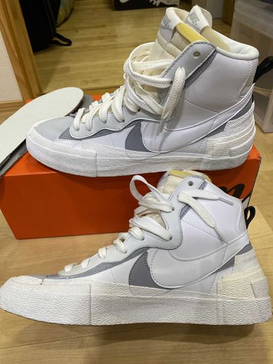 sacai × NIKE BLAZER MID "WHITE/WOLF GREY"