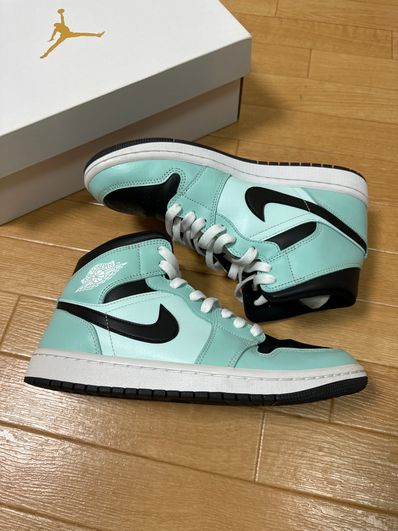 NIKE Women's AIR JORDAN 1 MID "AQUA BLUE"