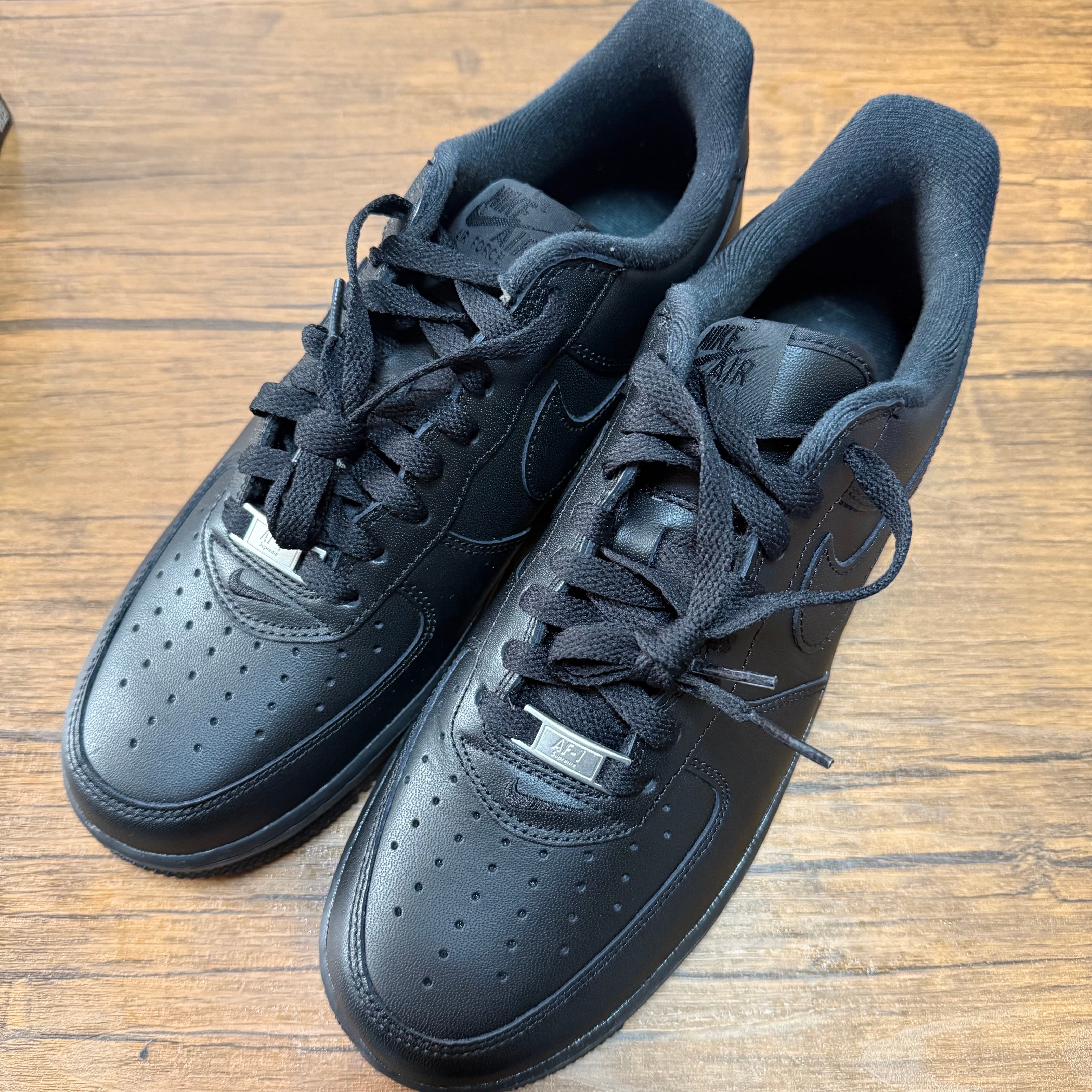 Supreme × Nike Air Force 1 Low "Black"