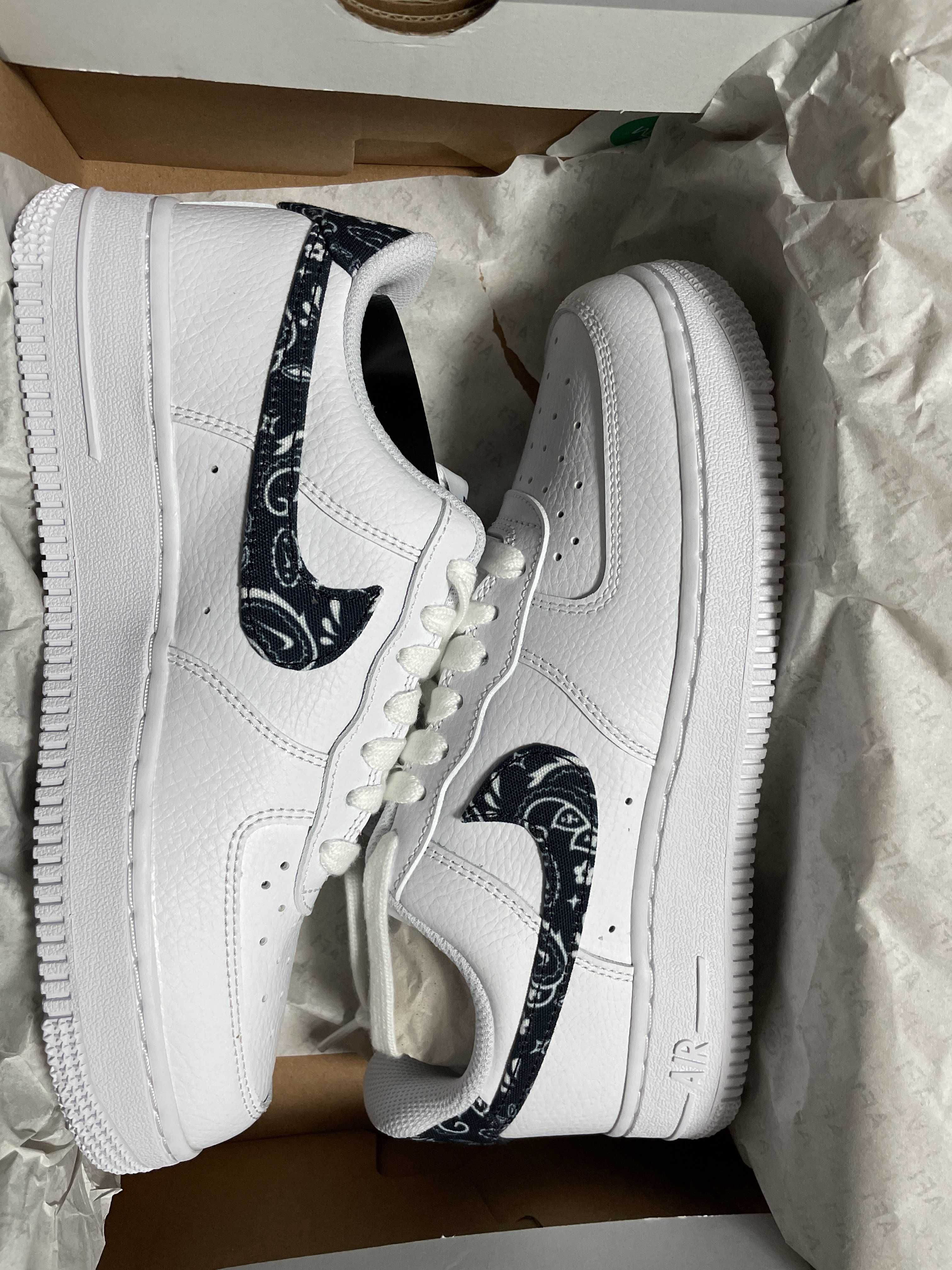 Nike Women's Air Force 1 Low '07 Essential "Black Paisley"