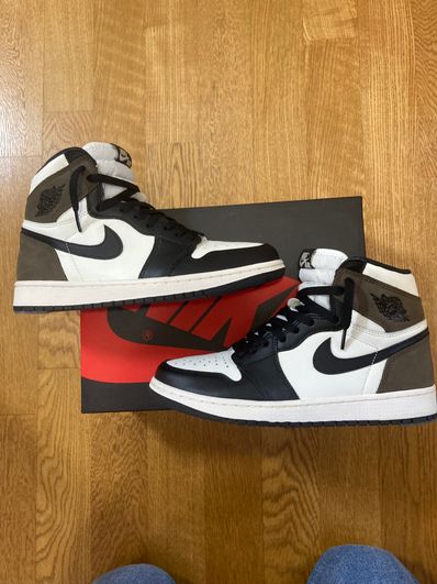 Nike Air Jordan 1 High OG "Sail/Dark Mocha/Black"