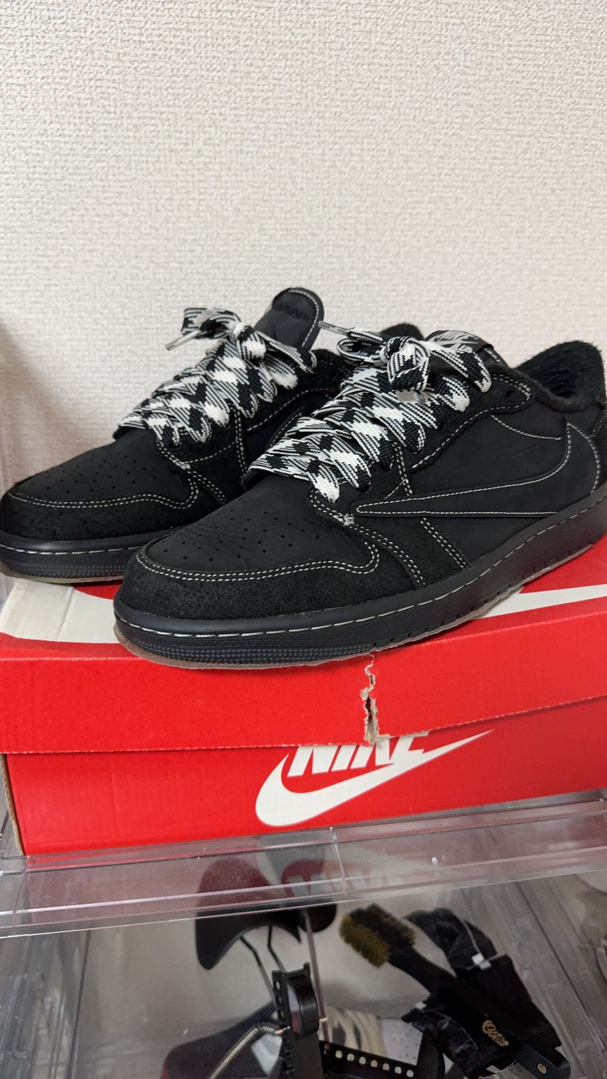 Travis Scott × Nike Air Jordan 1 Low OG SP "Black Phantom"