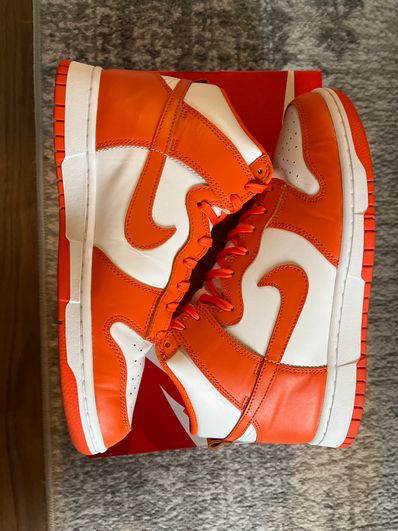 Nike Dunk High "Orange Blaze"