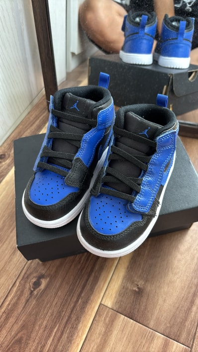 Nike TD Jordan 1 Mid "Hyper Royal"