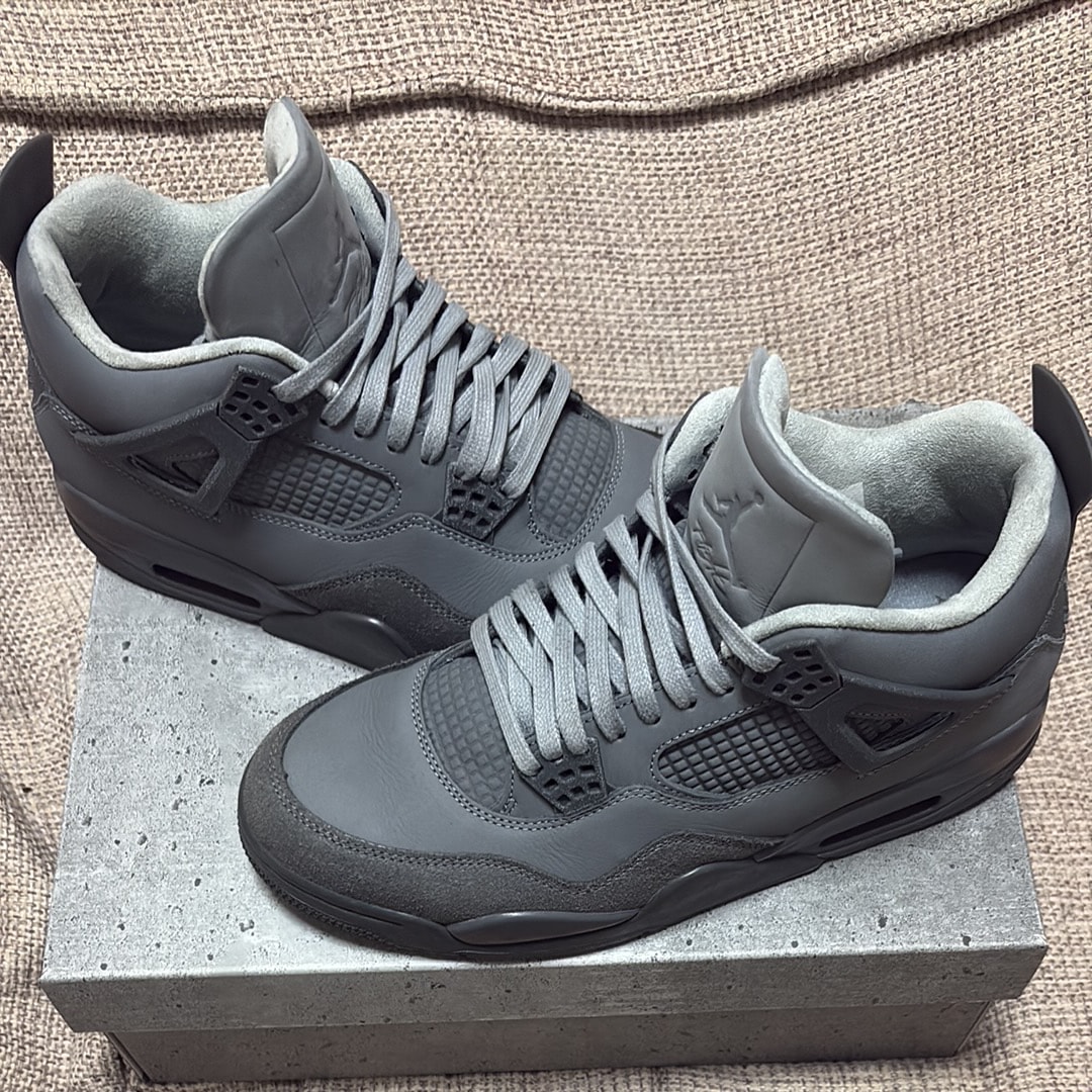 ナイキ エアジョーダン4 レトロ SE "ウェットセメント"
