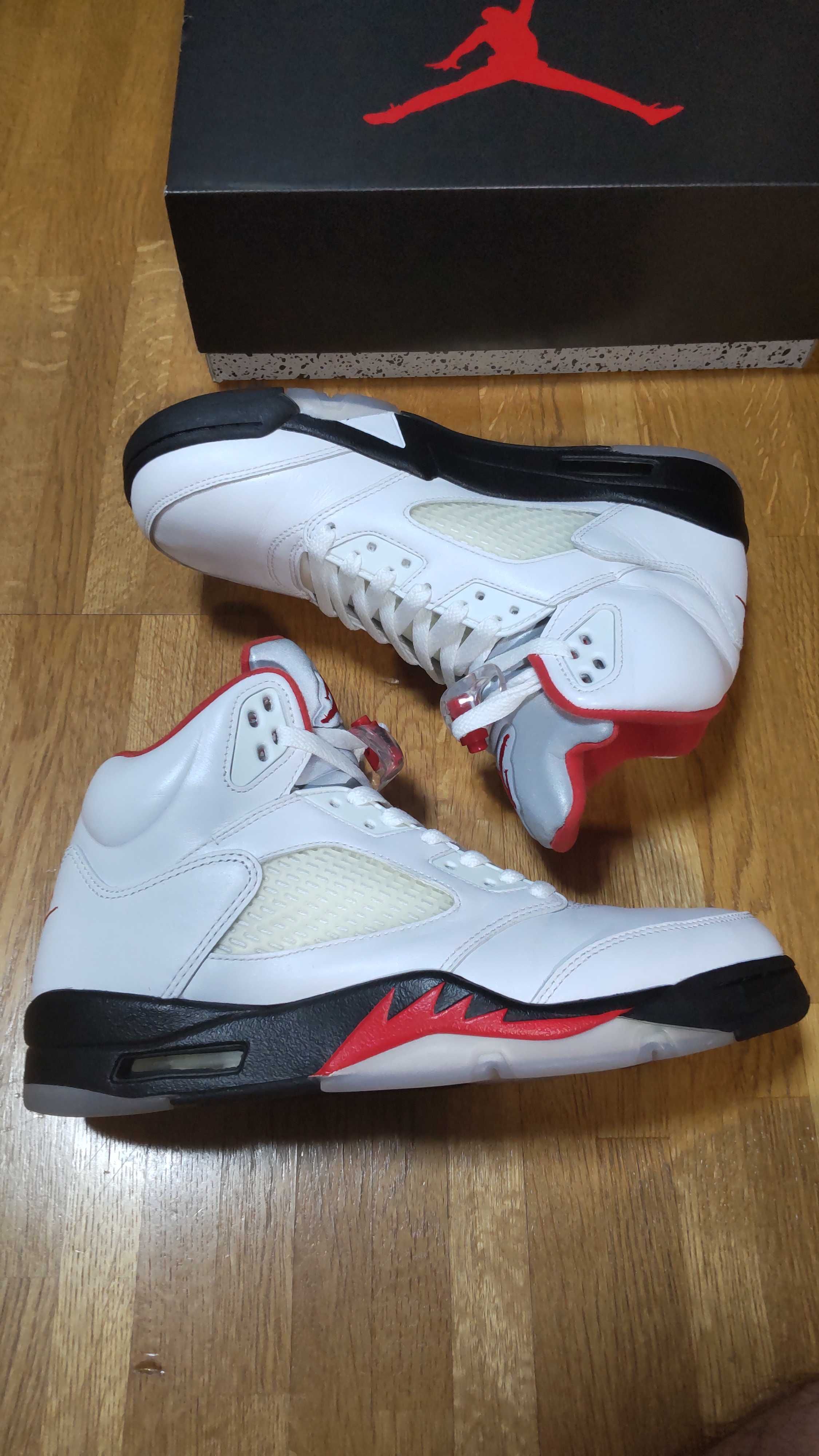 Nike Air Jordan 5 Retro "Fire Red" (2020)