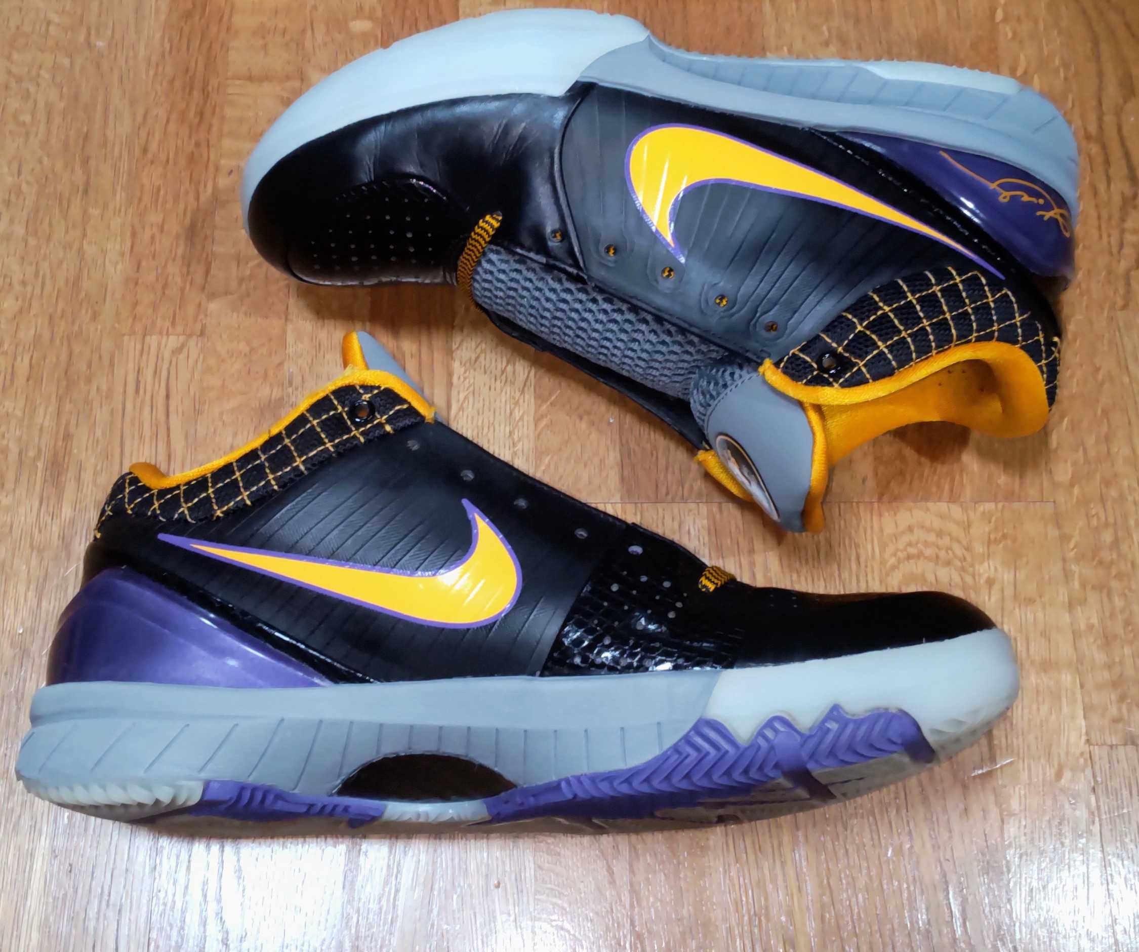 NIKE KOBE IV PROTRO "BLACK/DEL SOL"