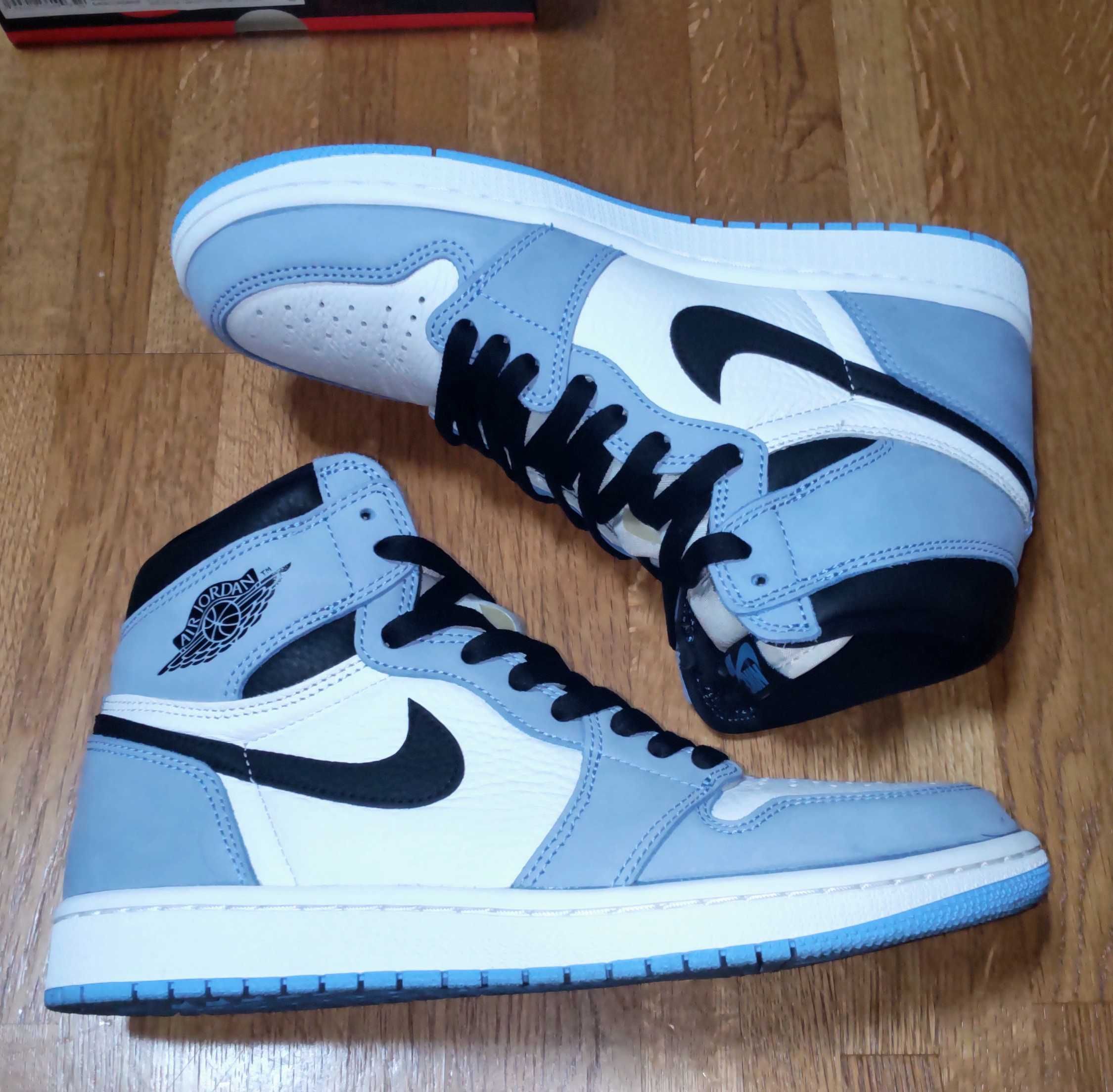 Nike Air Jordan 1 High OG "University Blue"