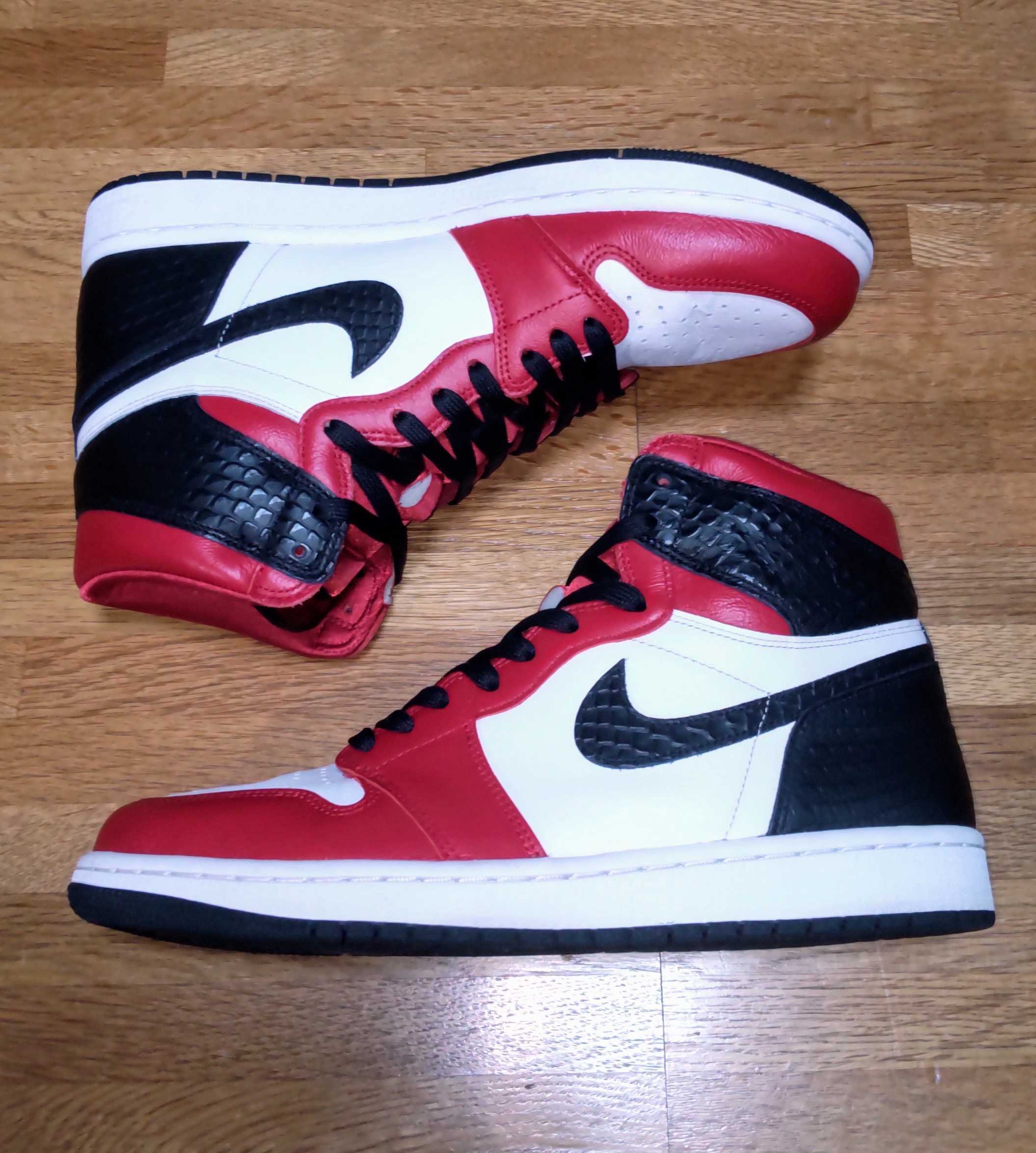 Nike Women's Air Jordan 1 High OG "Satin Red"
