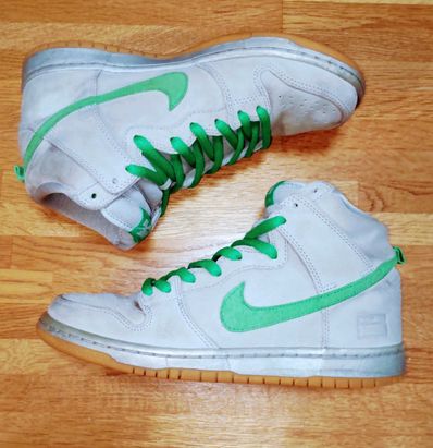 Nike SB Dunk High "Silver Box"