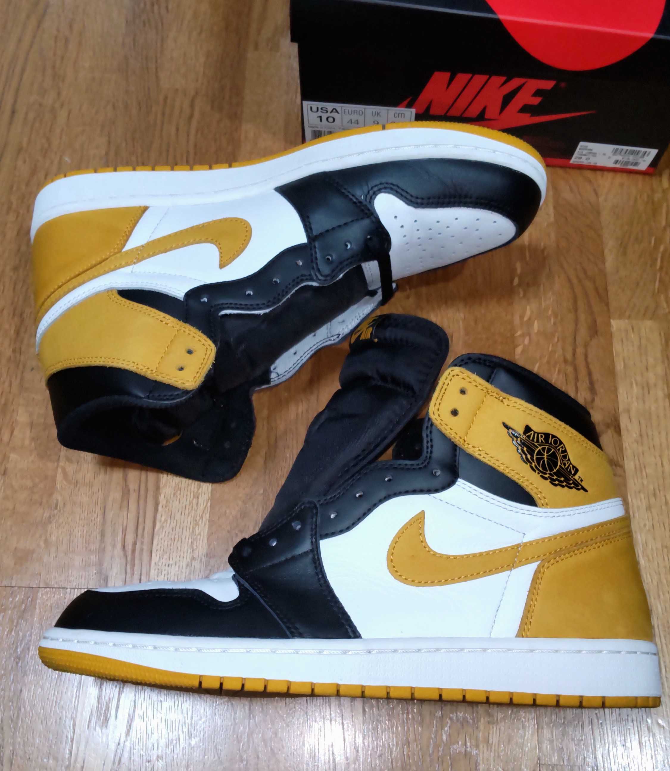 Nike Air Jordan 1 Retro High OG "Black Toe/Yellow Ochre"