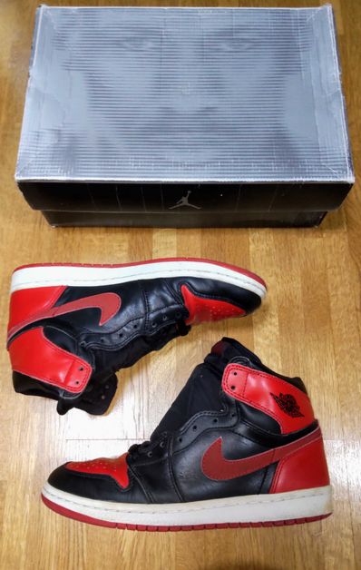 Nike Air Jordan 1 Retro High "Black Varsity Red/Bred"(2001)