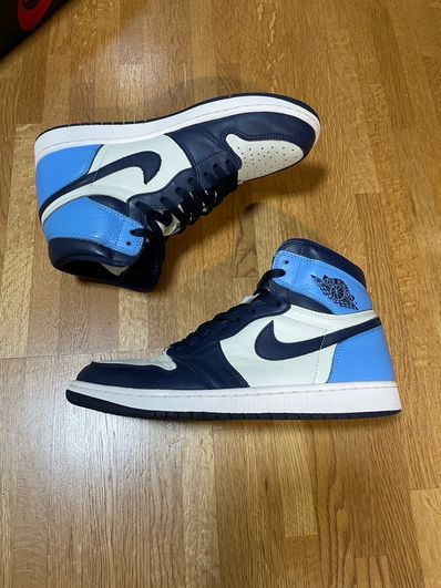 Nike Air Jordan 1 Retro High OG "Obsidian/University Blue"