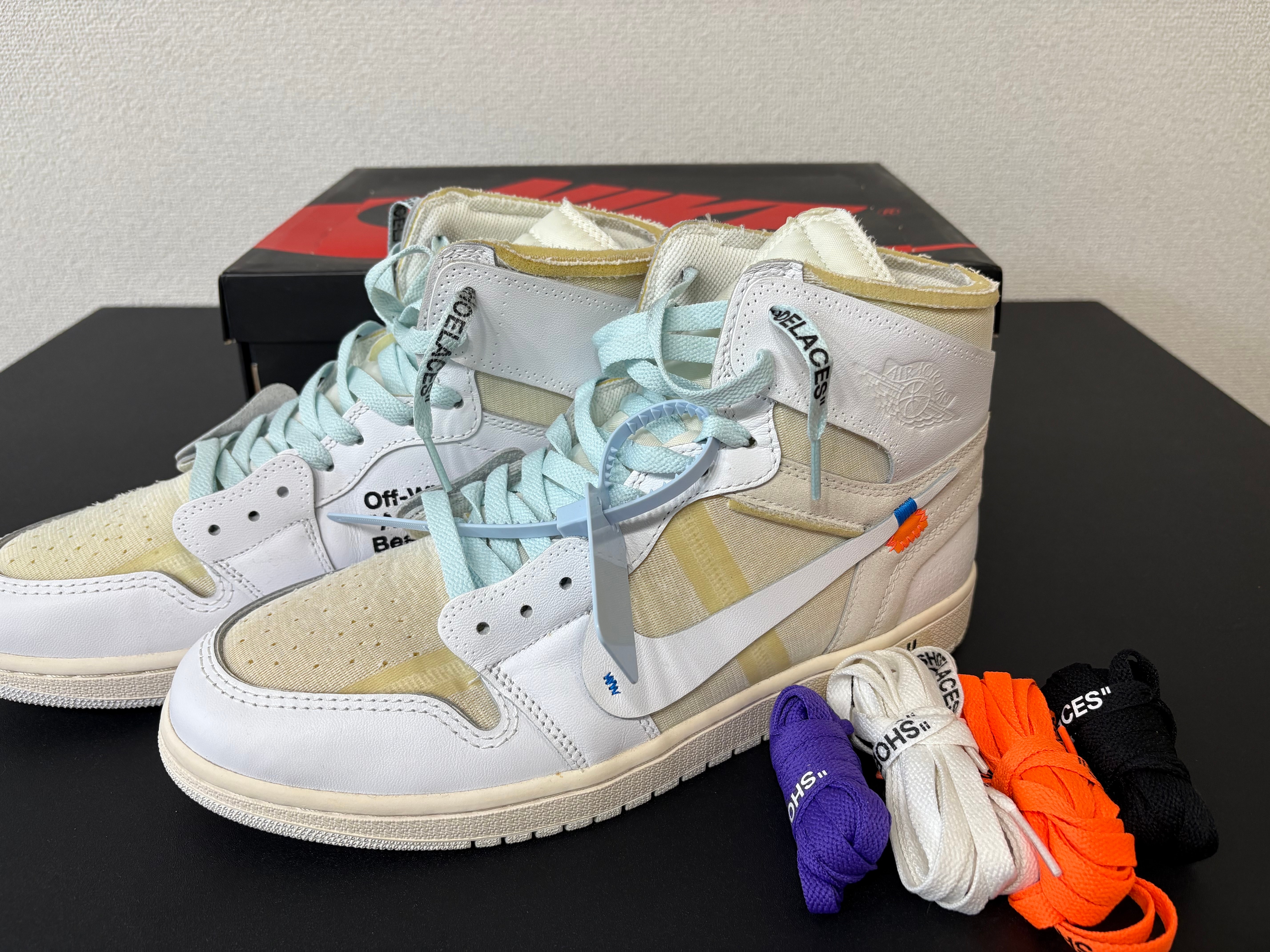 Off-White × Nike Air Jordan 1 Retro High 