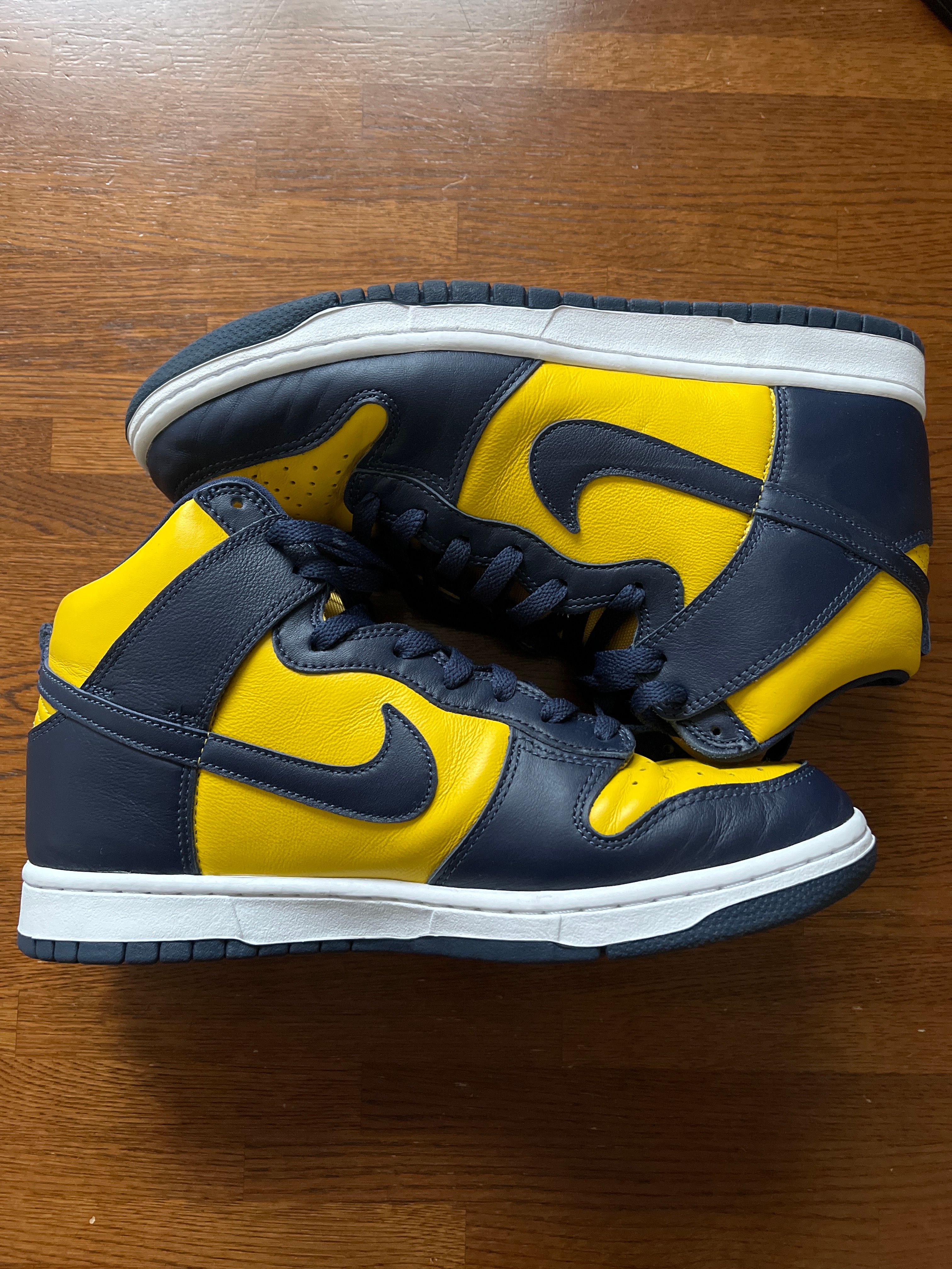 Nike Dunk High "Michigan"