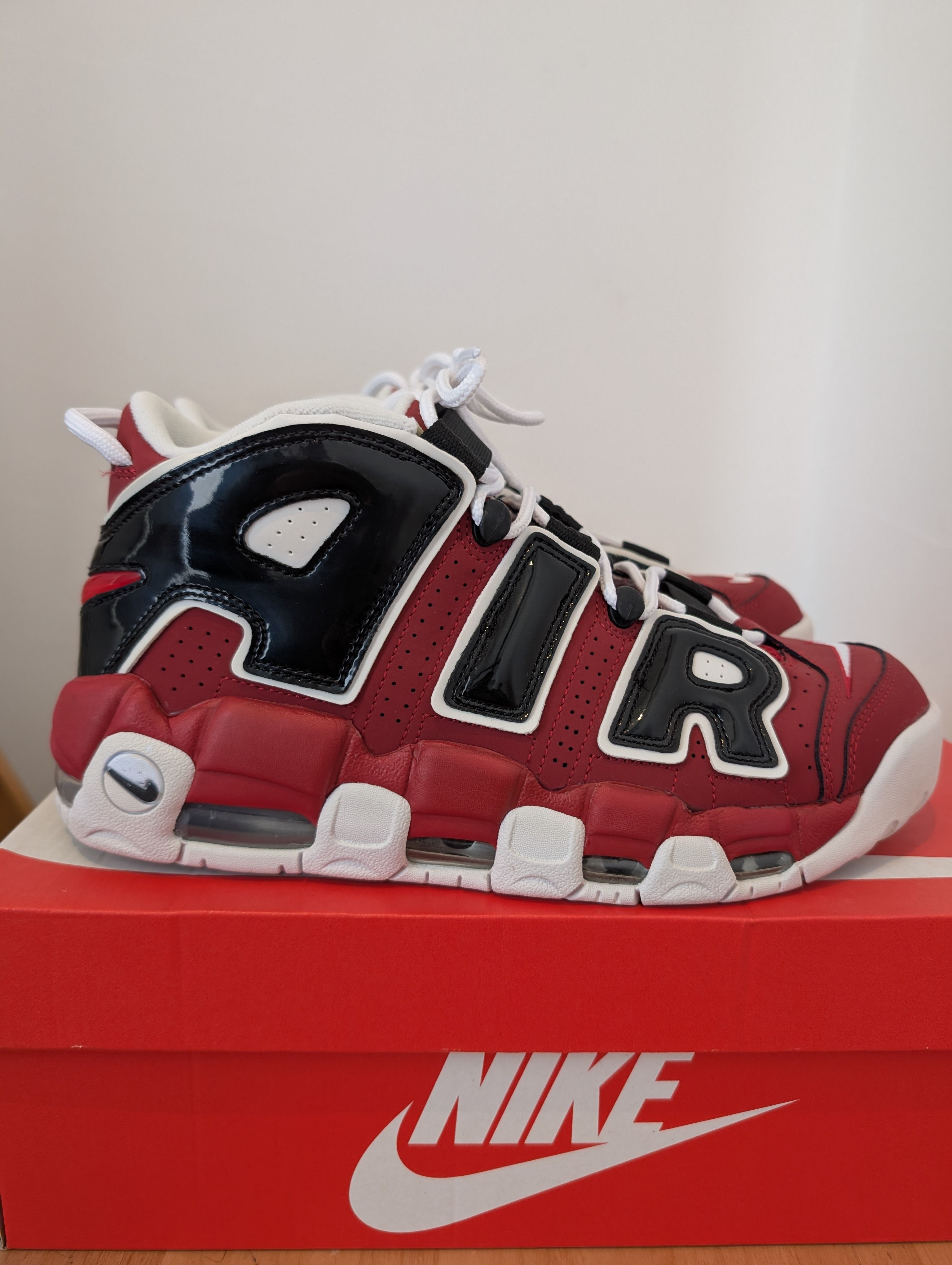Nike Air More Uptempo ’96 "Black and Varsity Red" (2021)