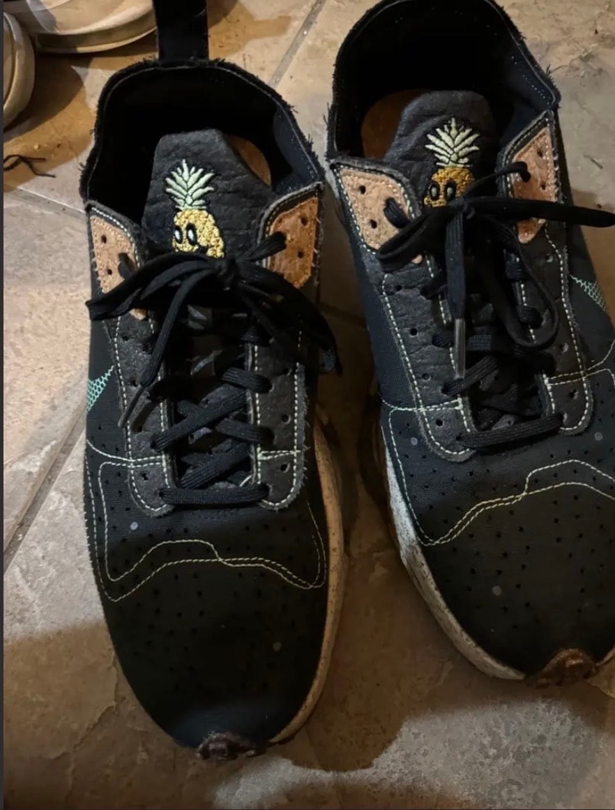 ナイキ エアズーム タイプ PRM "ブラックパイナップル"