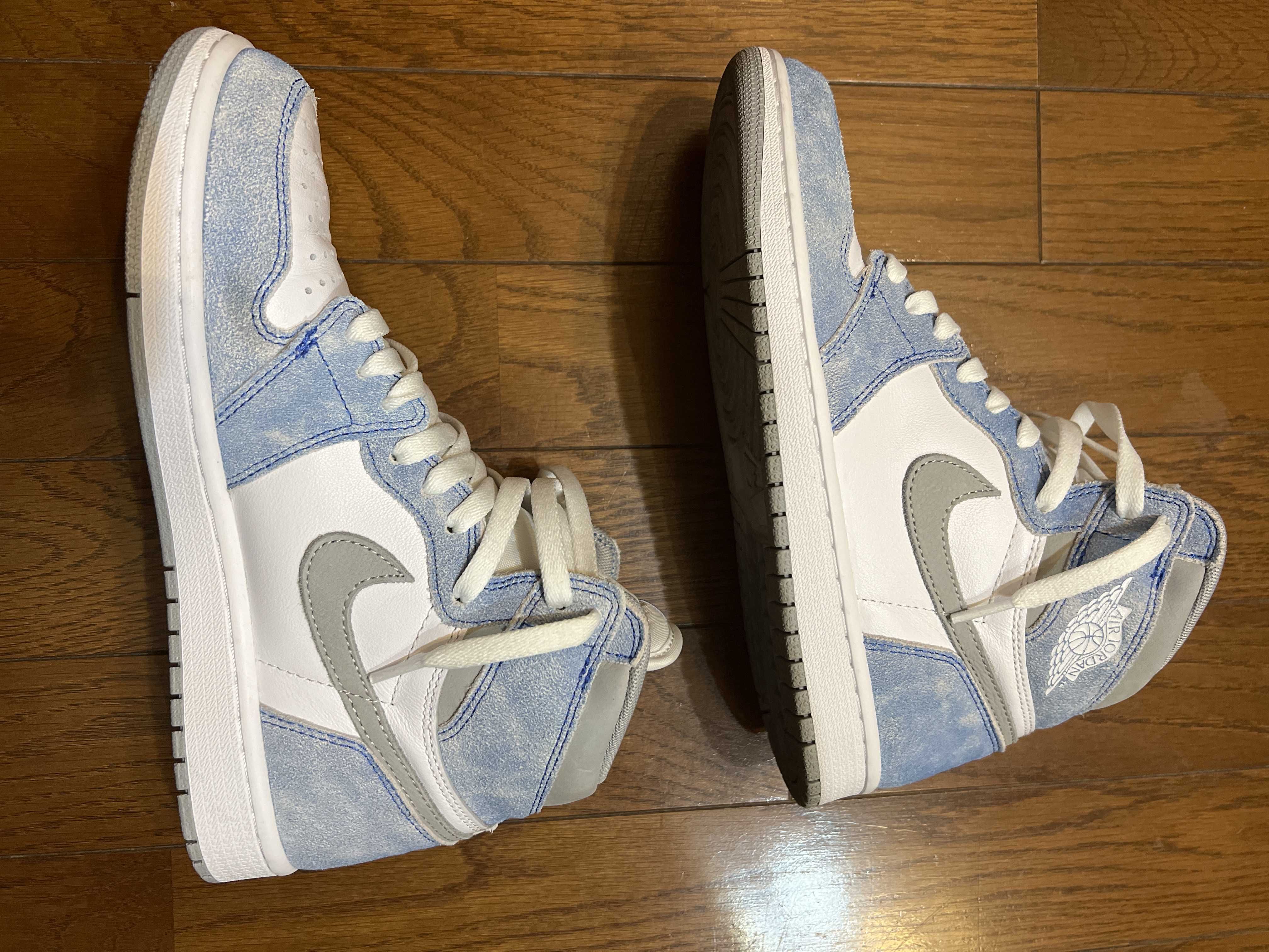Nike Air Jordan 1 High OG "Hyper Royal"