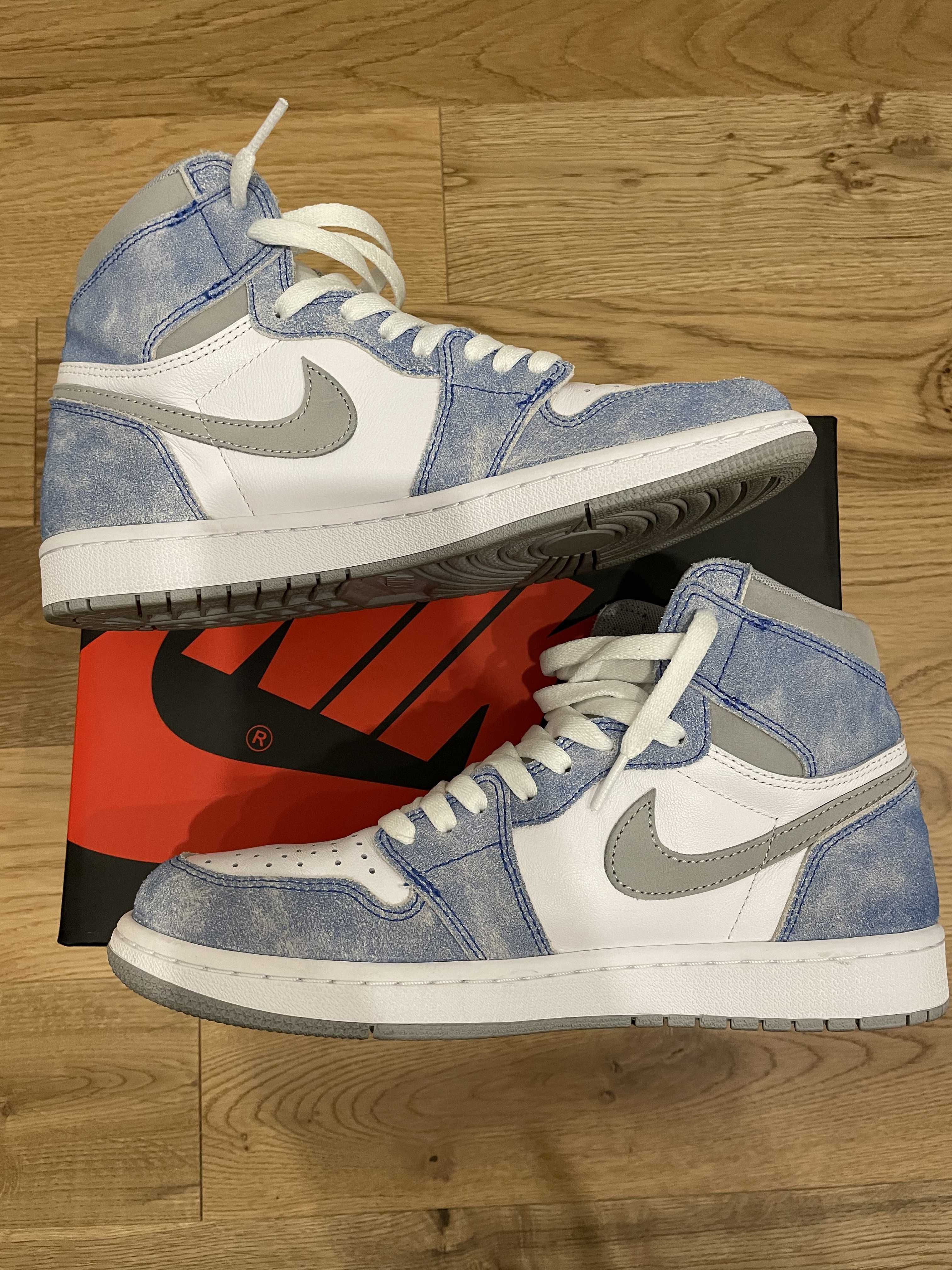 Nike Air Jordan 1 High OG "Hyper Royal"