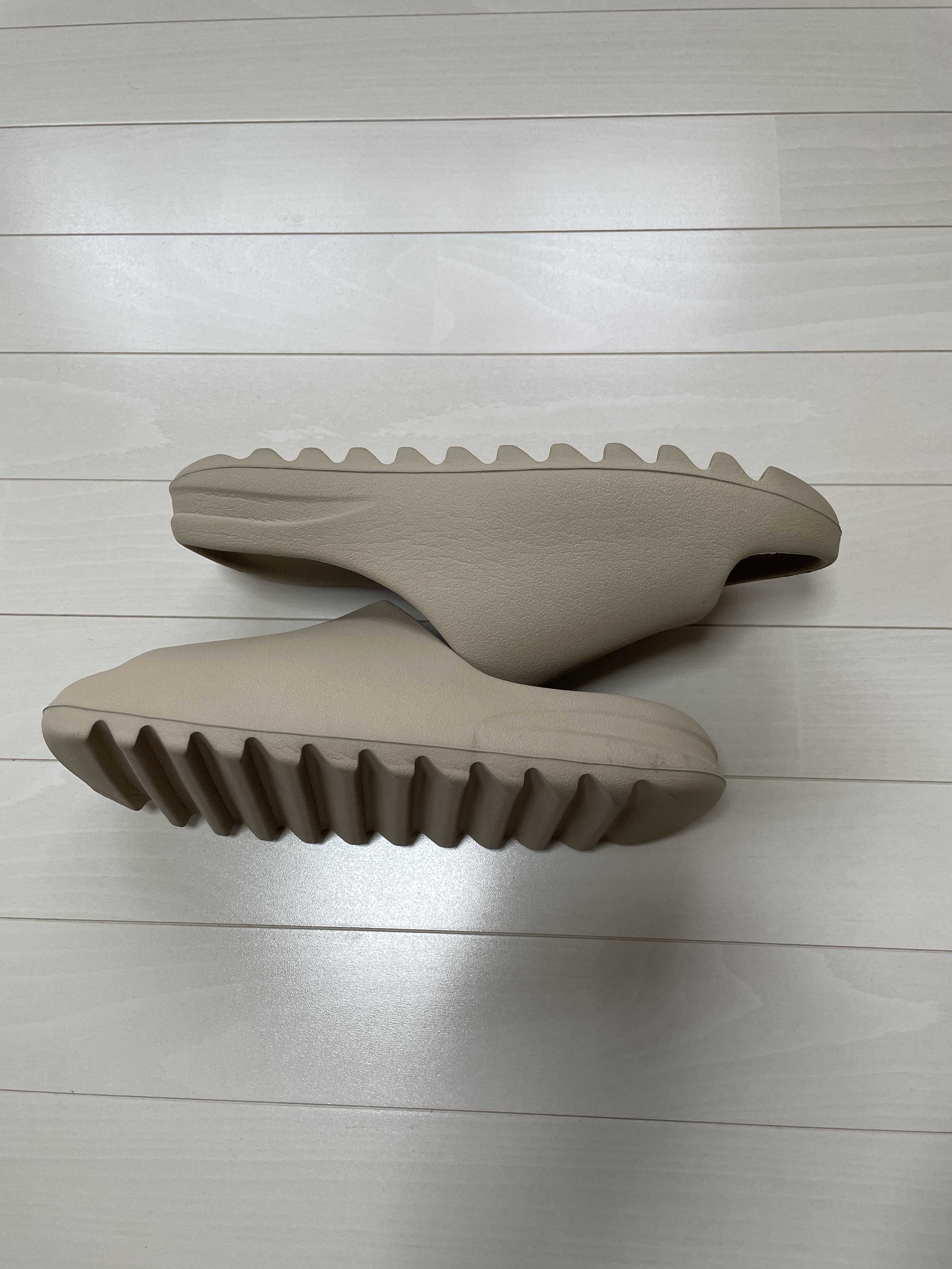 adidas YEEZY Slide "Pure" (GW1934)