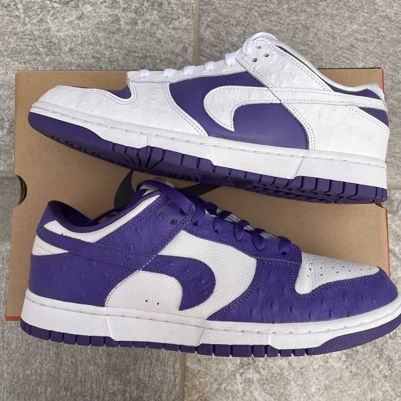 Nike Women's Dunk Low "Made You Look"