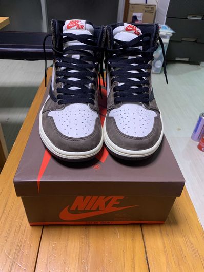 Travis Scott × Nike Air Jordan 1 Retro High OG TS SP "Sail/Dark Mocha"