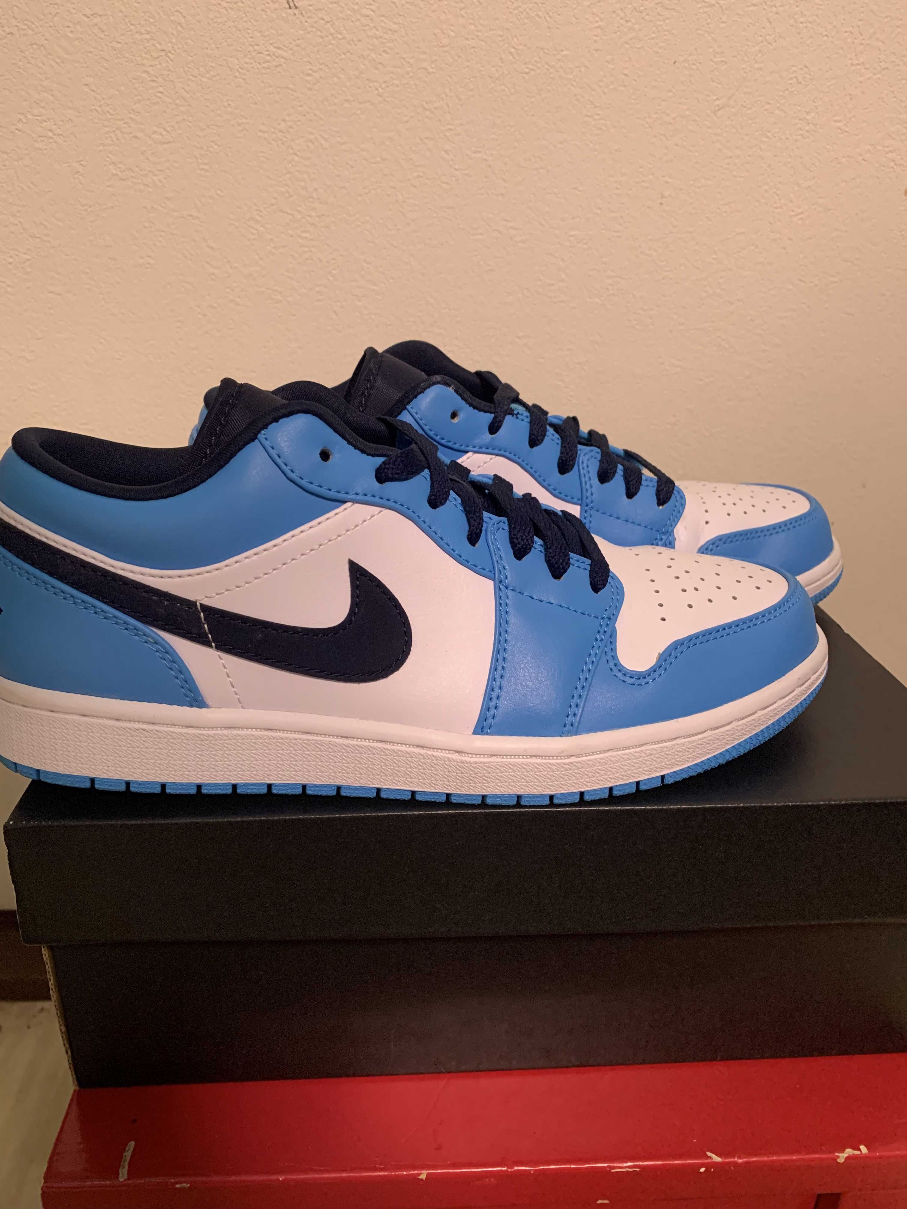 Nike Air Jordan 1 Low "University Blue"   