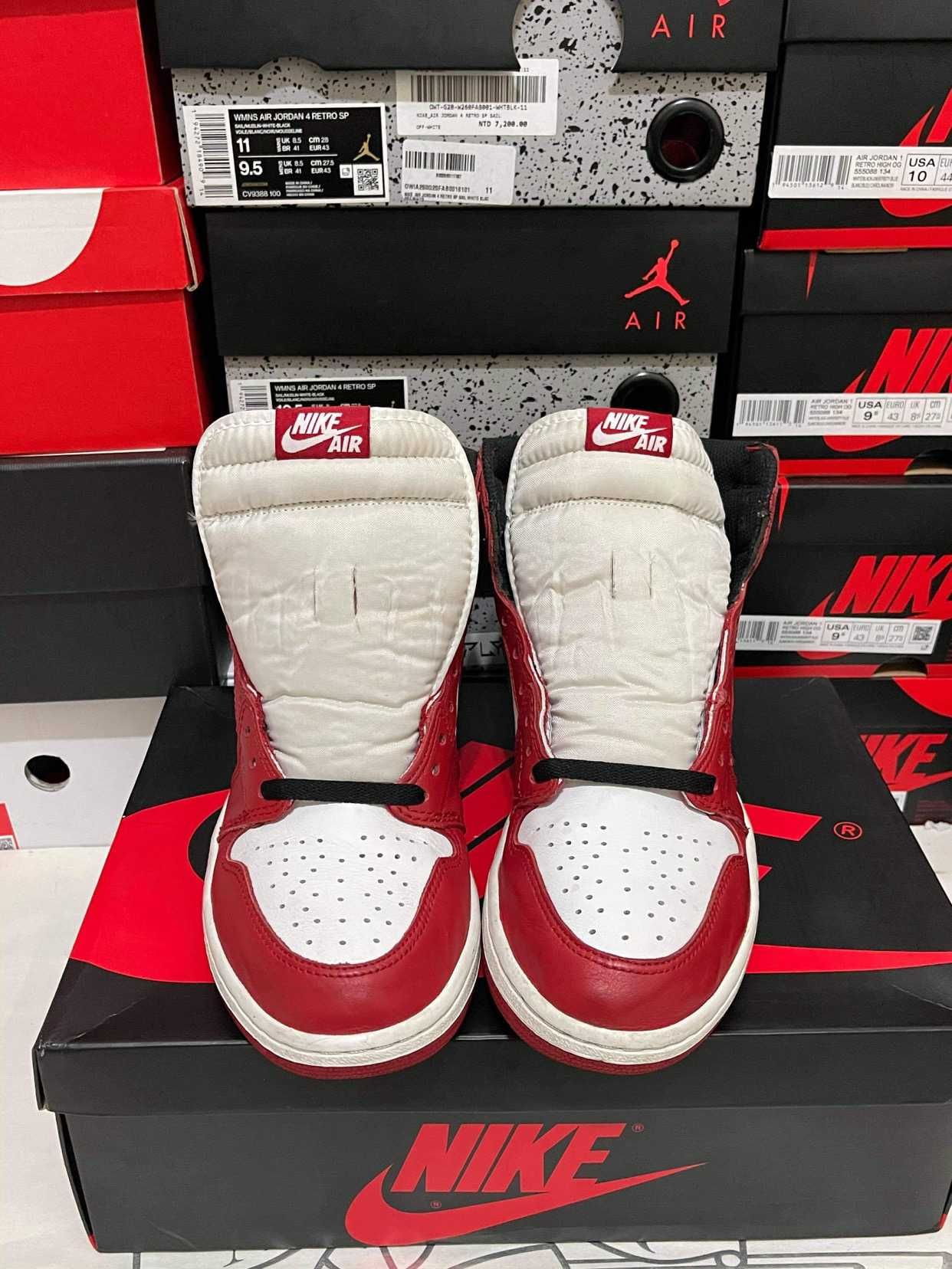 Nike Air Jordan 1 Retro High "Chicago" (2015)