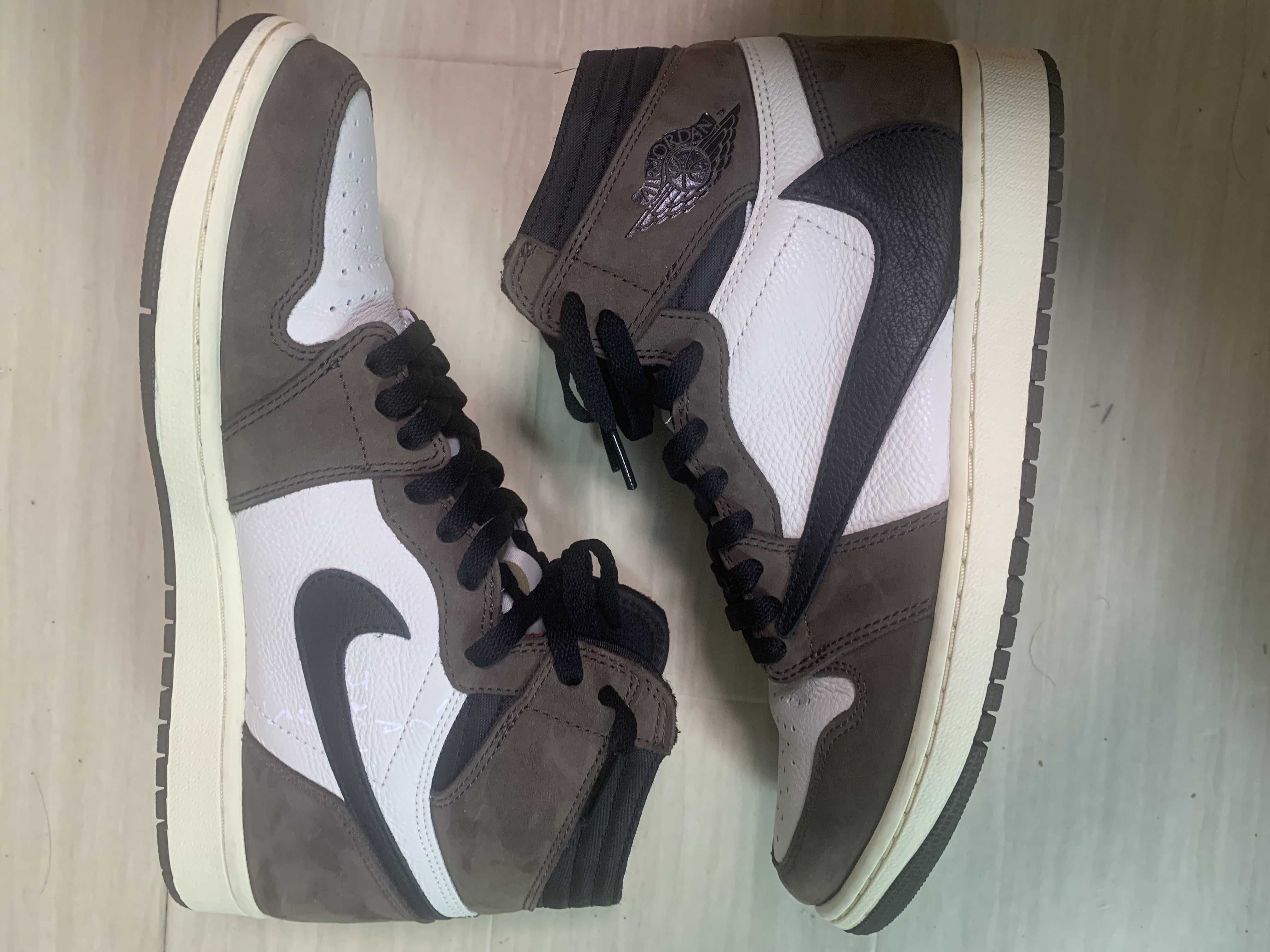 Travis Scott × Nike Air Jordan 1 Retro High OG TS SP "Sail/Dark Mocha"