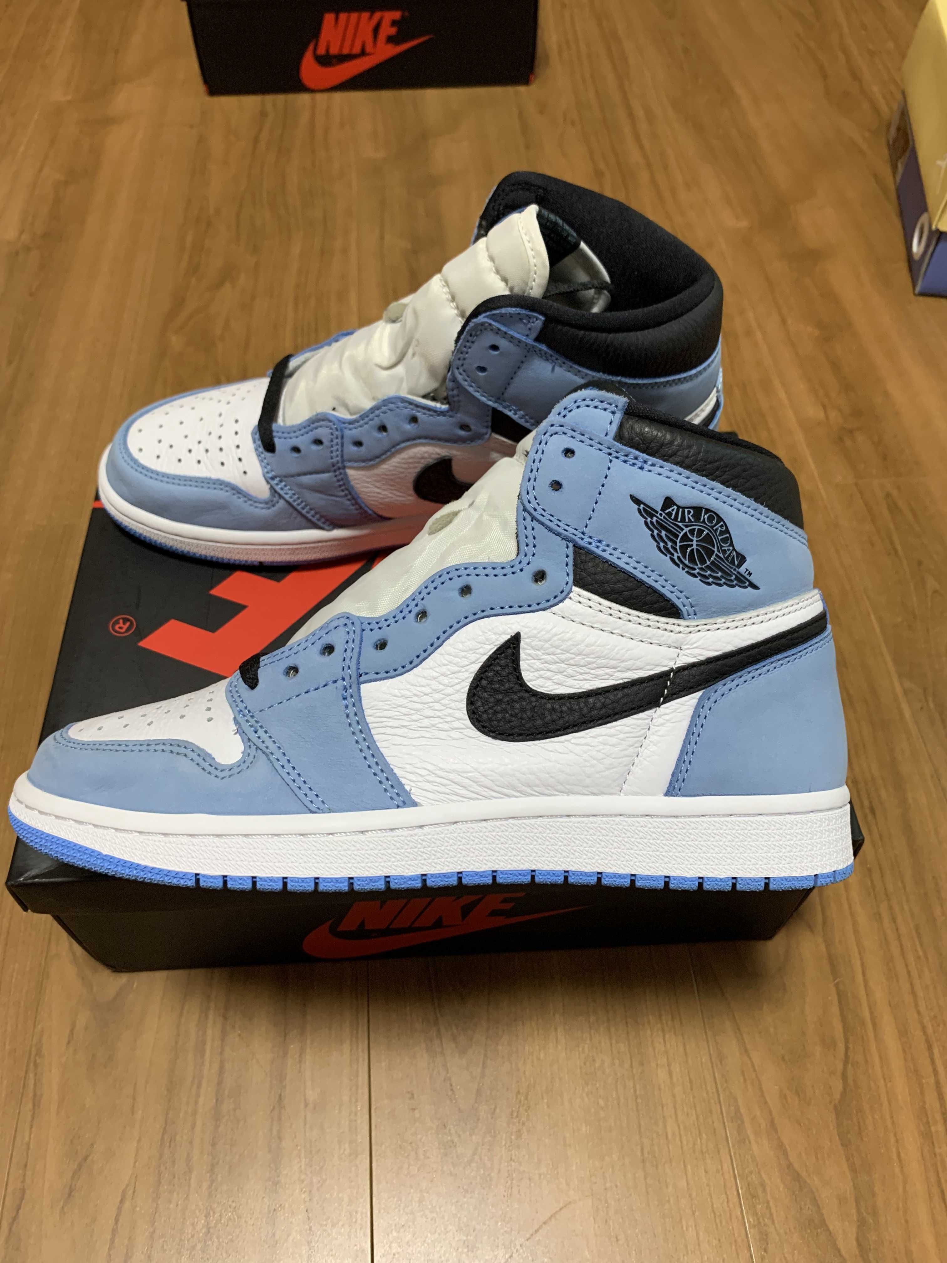 Nike Air Jordan 1 High OG "University Blue"