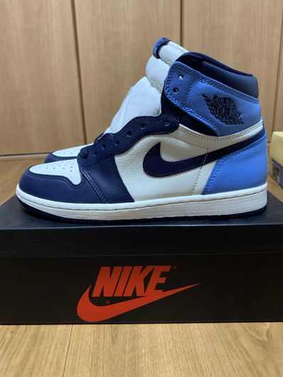 Nike Air Jordan 1 Retro High OG "Obsidian/University Blue"