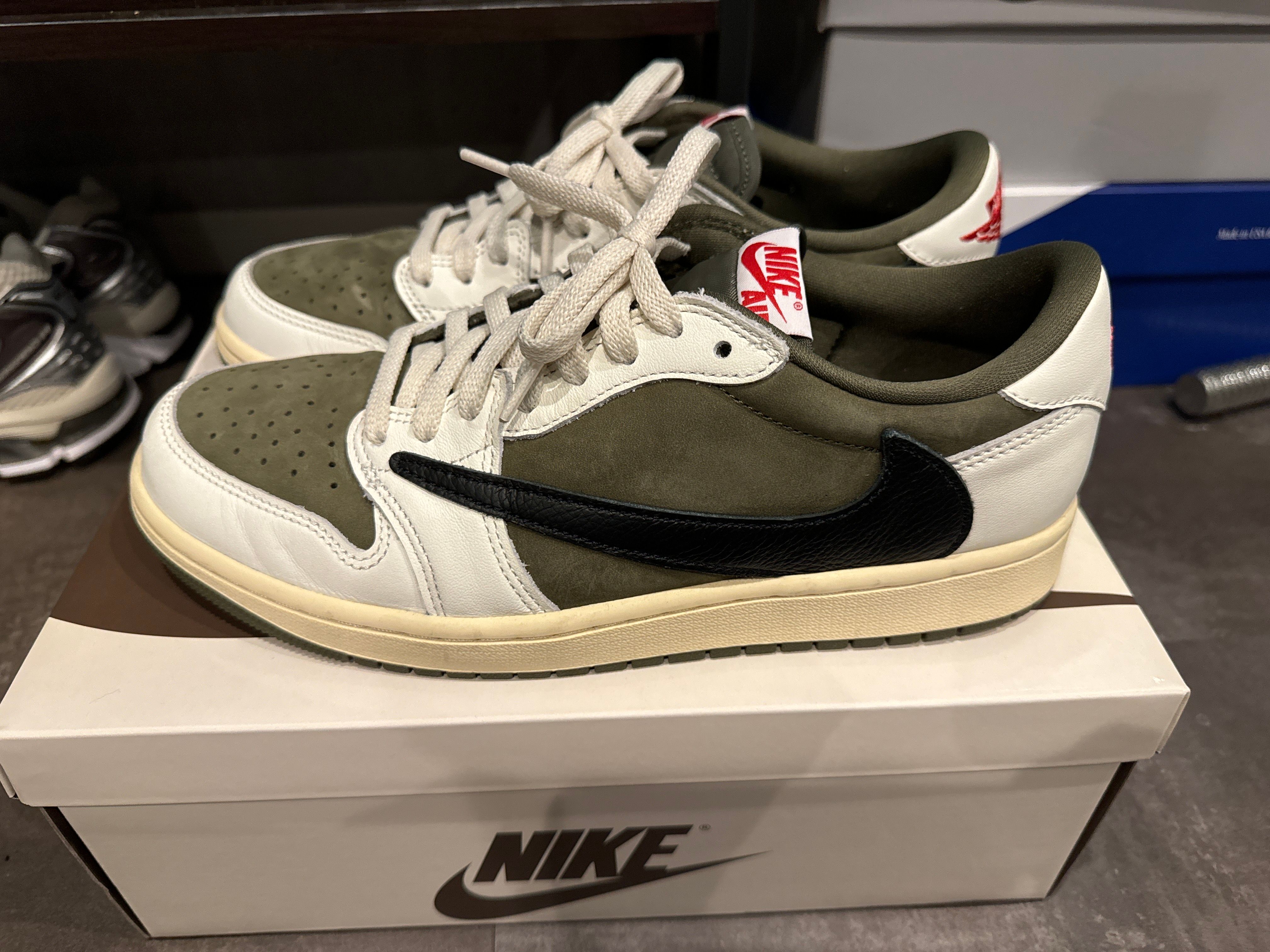 Travis Scott × Nike Air Jordan 1 Low OG SP "Reverse Olive"