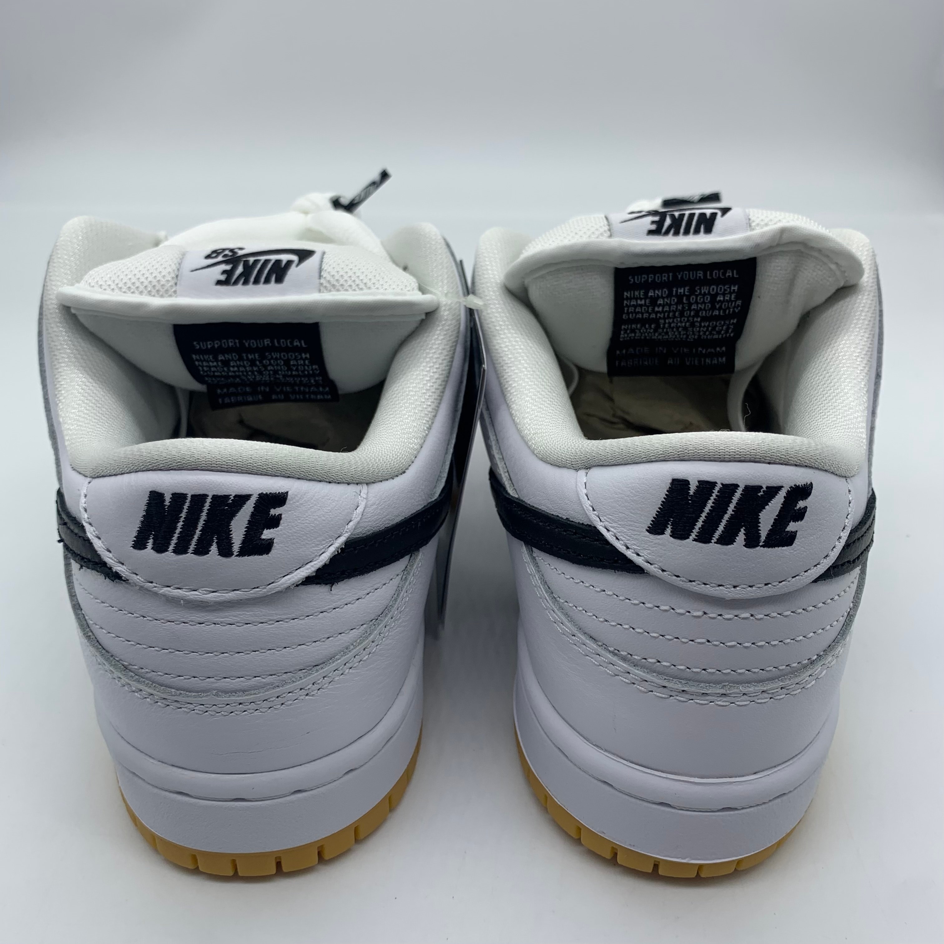 Nike SB Dunk Low Pro "White/Black-White-Gum Light Brown"