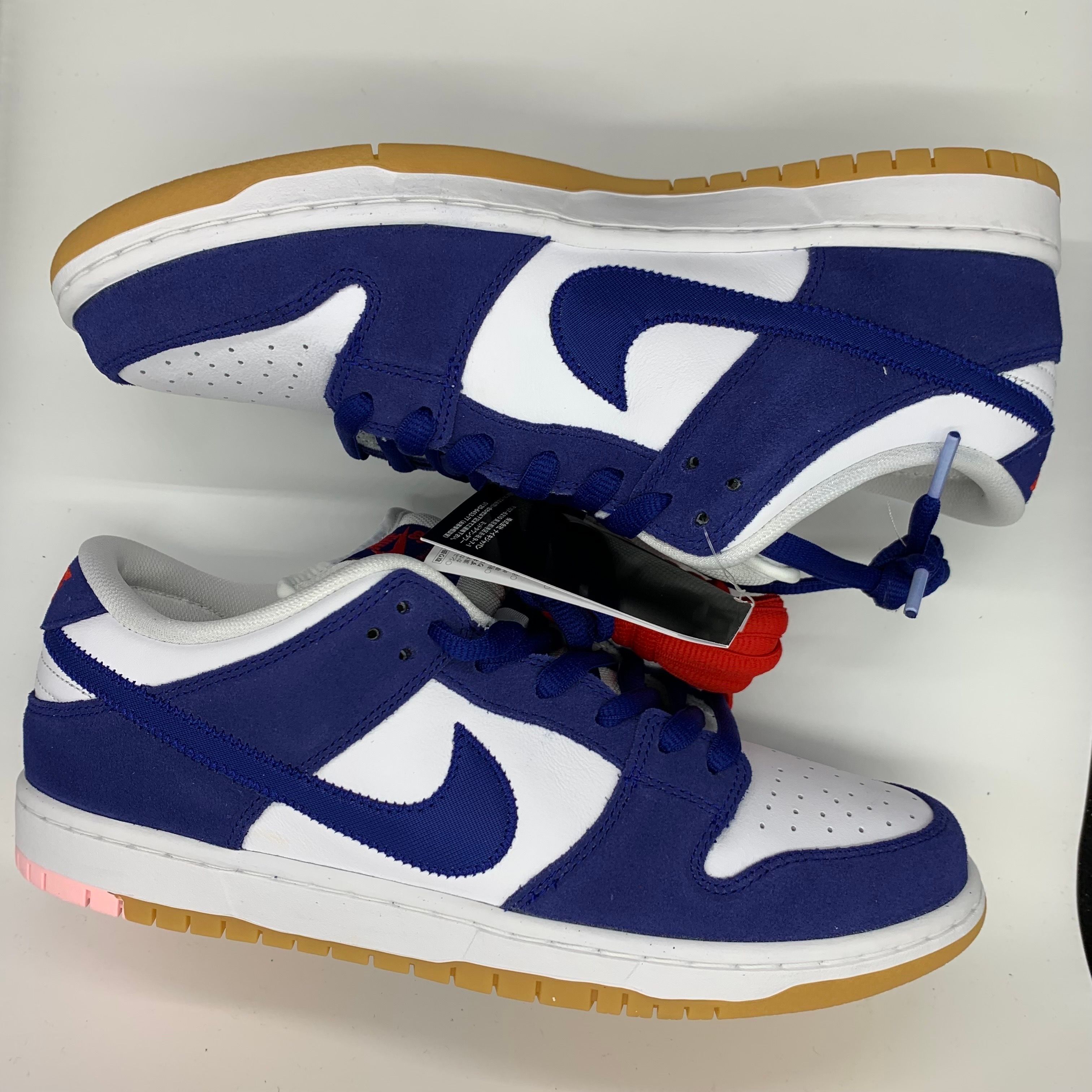 Nike SB Dunk Low "Los Angeles Dodgers/Deep Royal Blue"