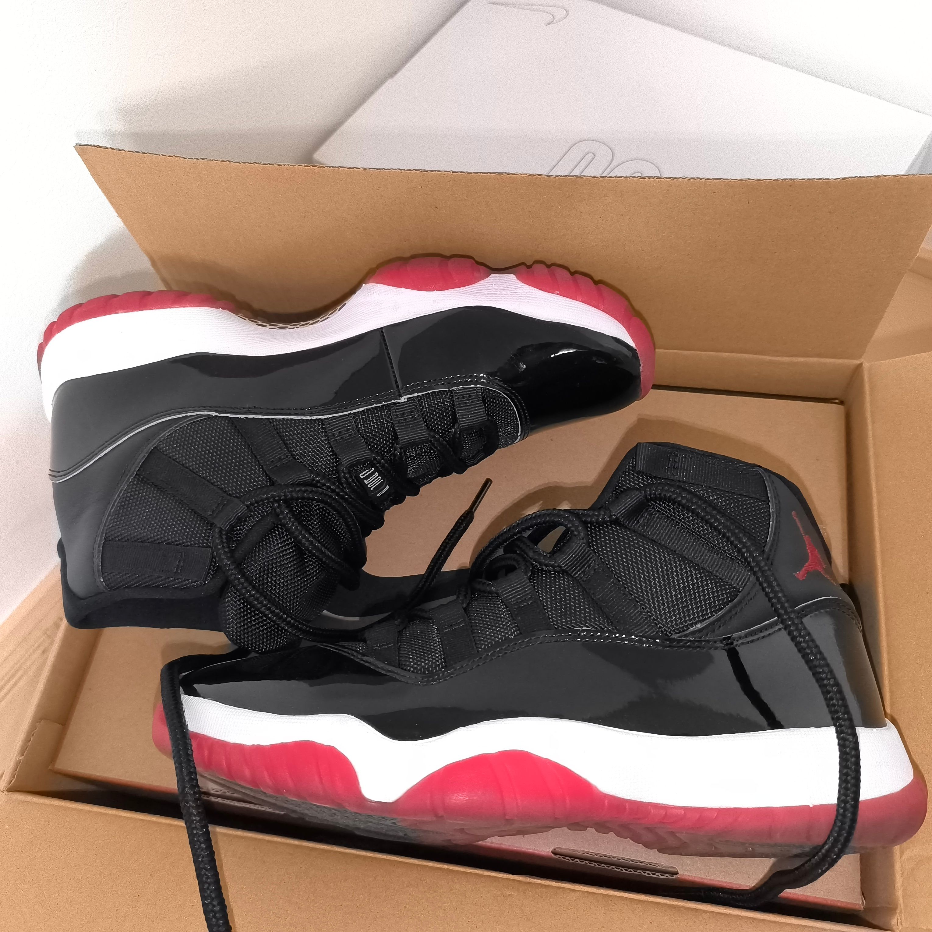 Nike Air Jordan 11 Retro "Bred"