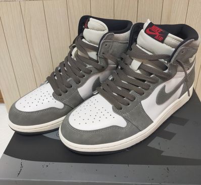 Nike Air Jordan 1 Retro High OG "Black and Smoke Grey"