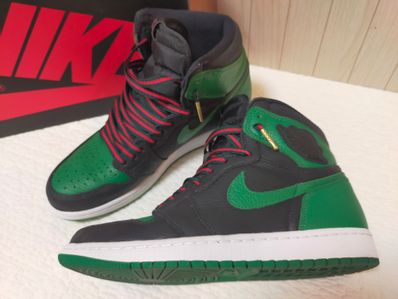 Nike Air Jordan 1 Retro High OG "Black/Pine Green" (2020)